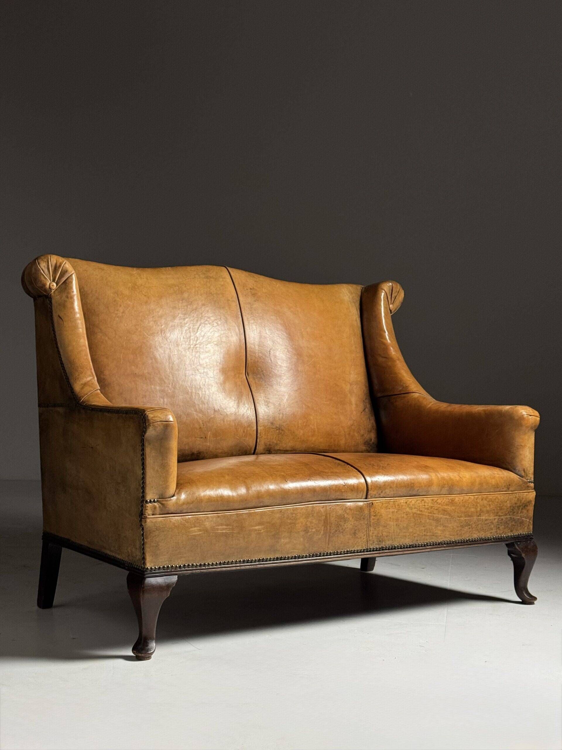 Sheepskin leather classic sofa bench