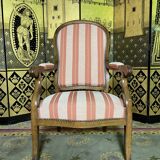 Fauteuil Voltaire en noyer