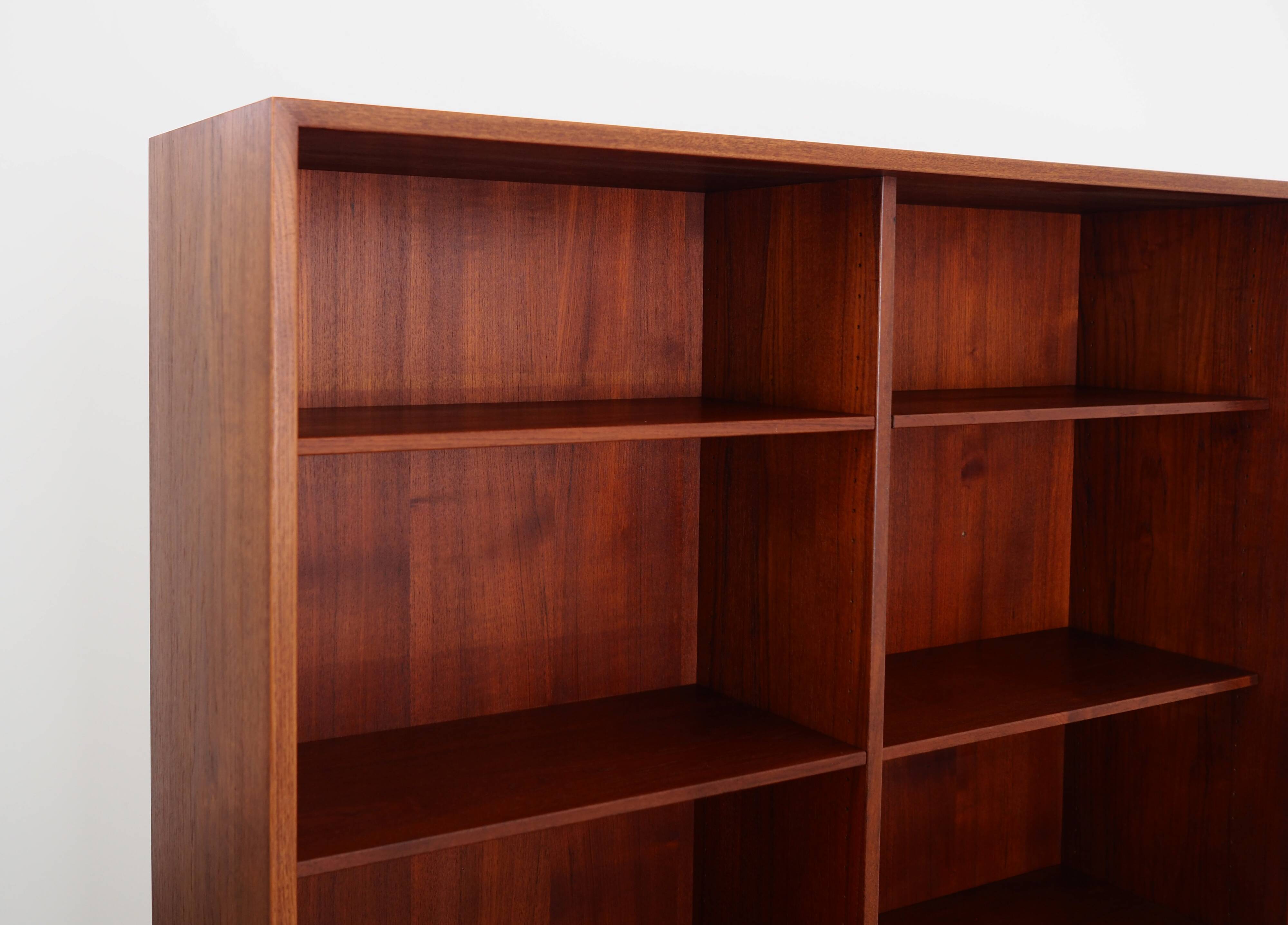 Bibliothèque en teck, design scandinave, années 1960, designer : Børge Mogensen, fabricant : AB Karl Andersson