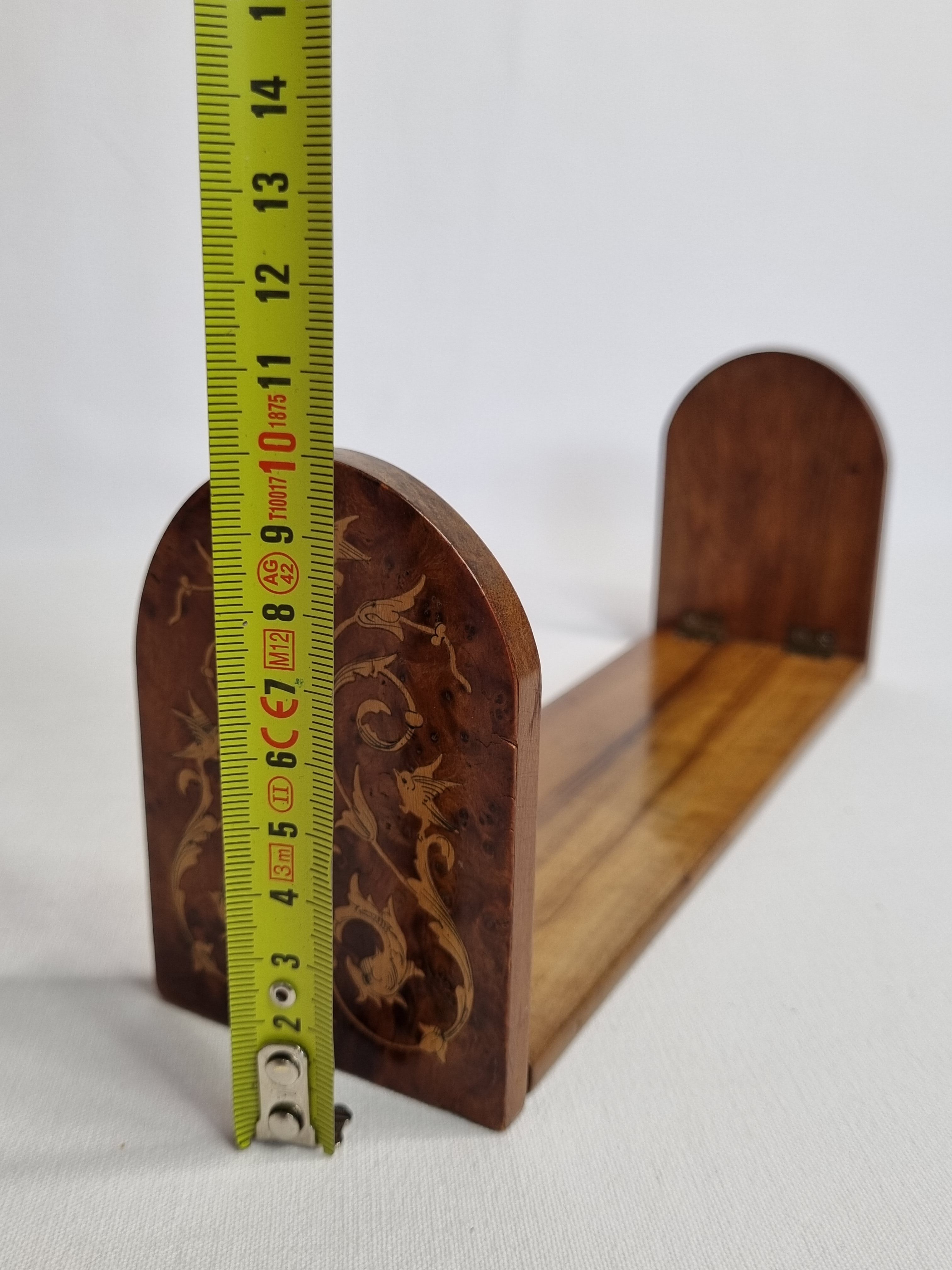 Bookends in fruit wood marquetry