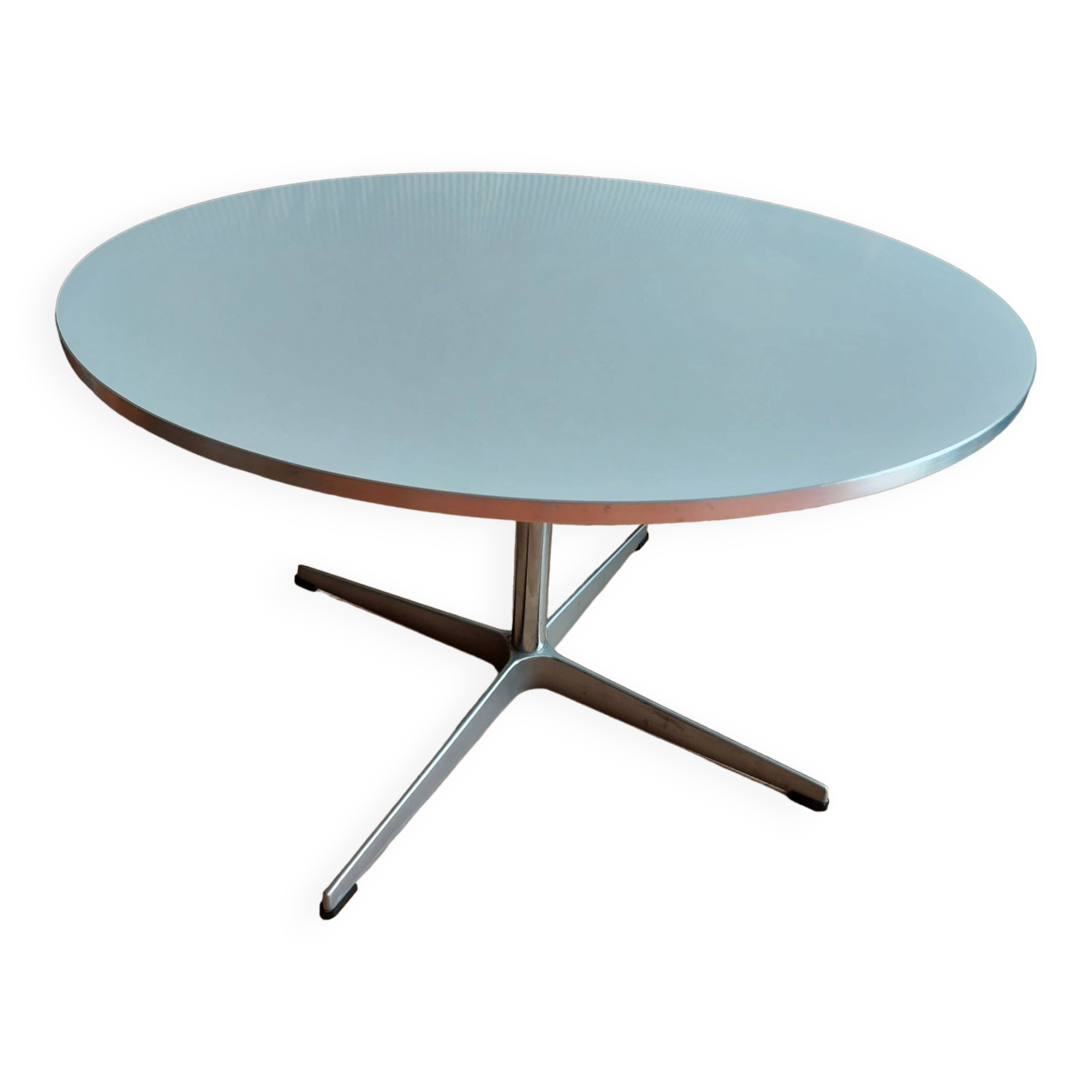 Arne Jacobsen table