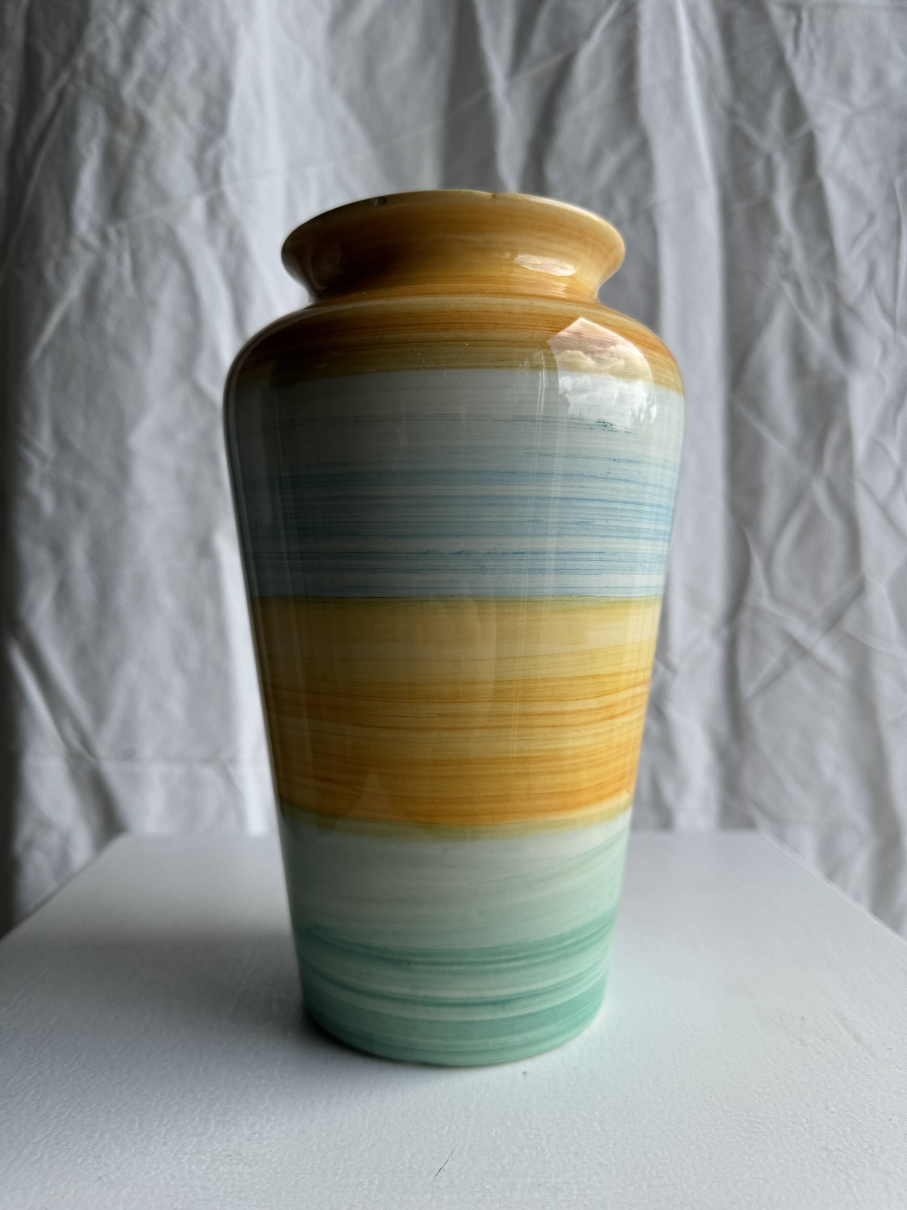 90s vase green, yellow, blue