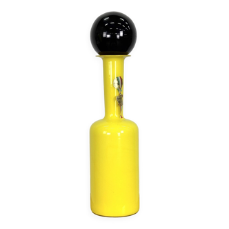 Yellow Italian carafe Opaline by Vinci