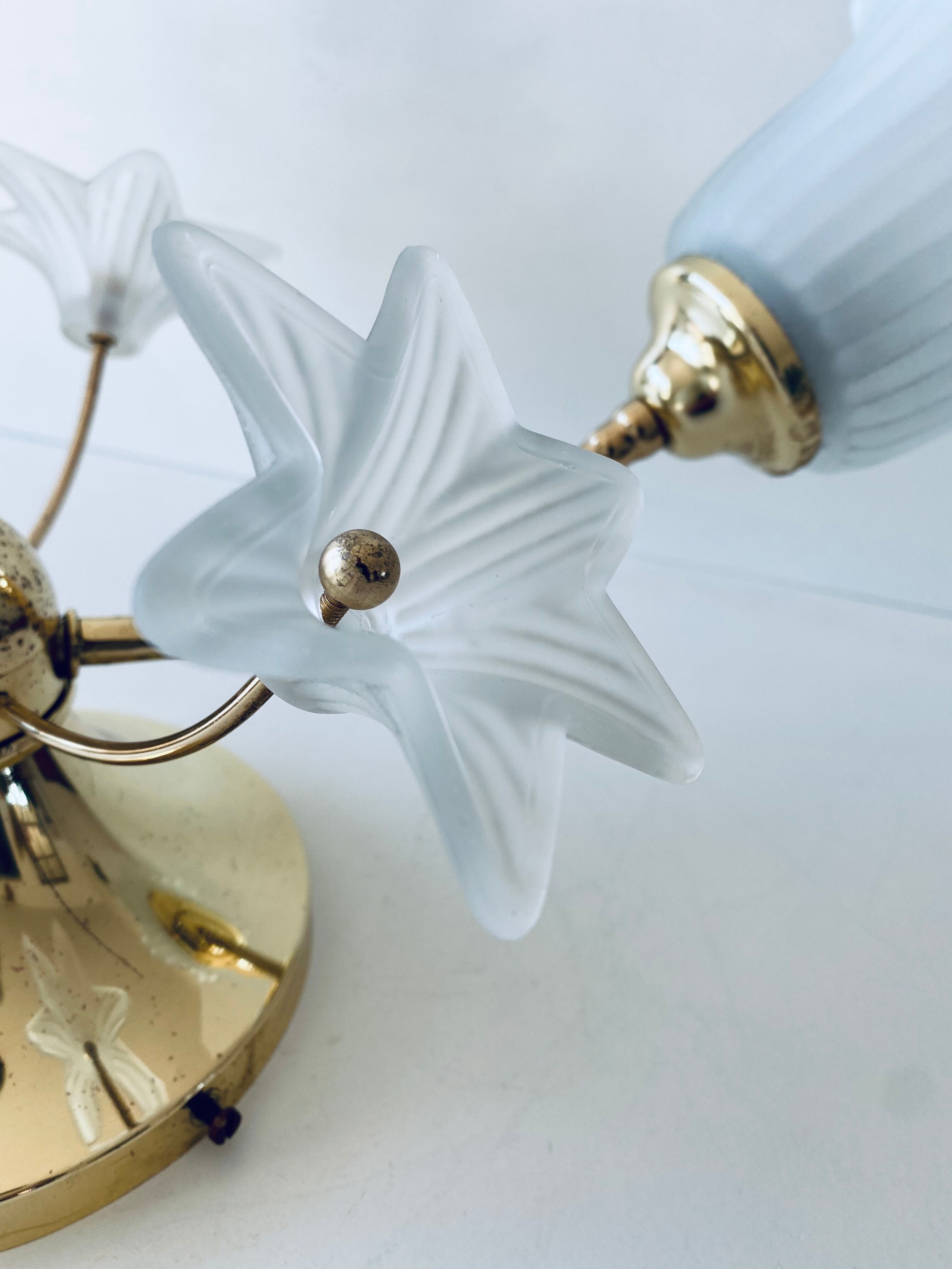 Ceiling lamp art deco flowers three fires