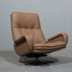 Fauteuil + repose-pieds en cuir de De Sede des années 70