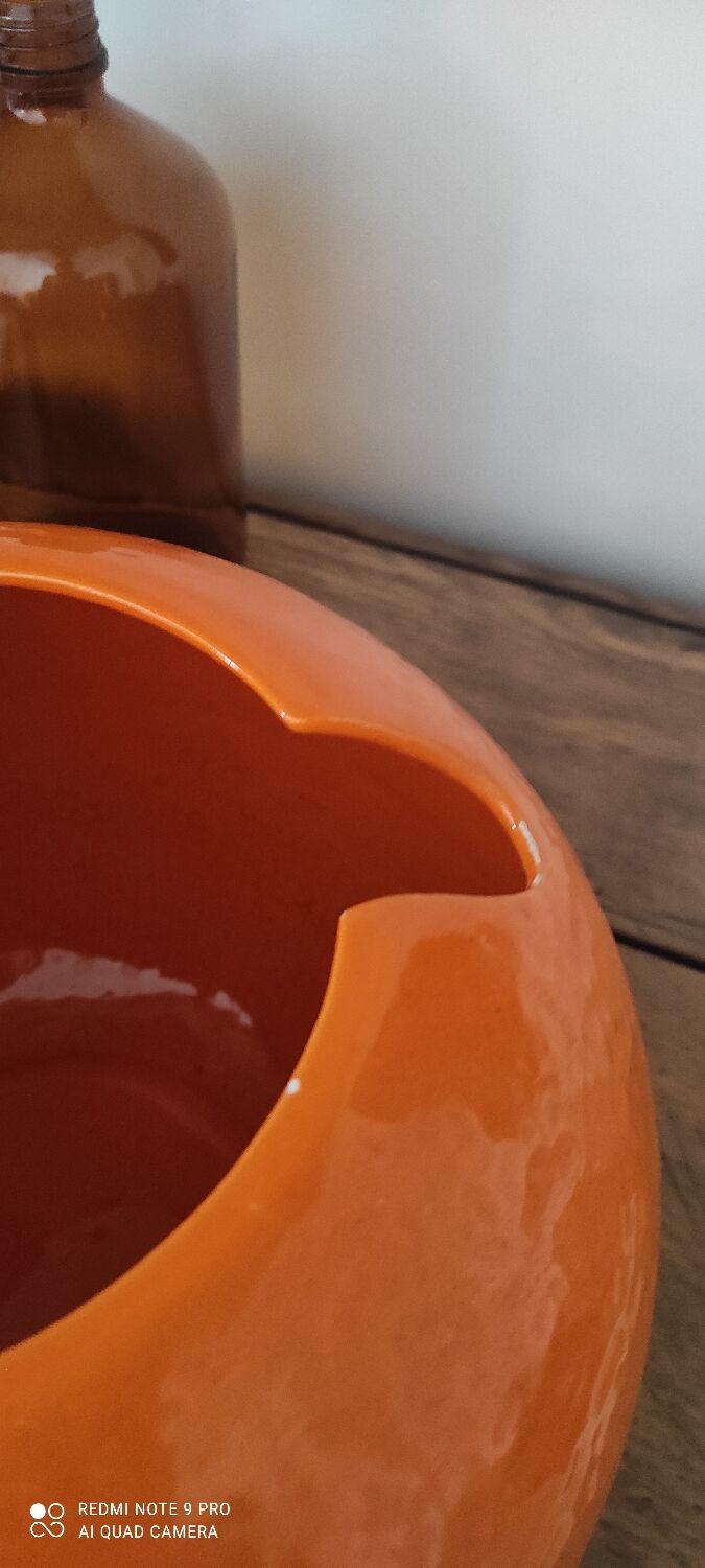 Orange juice vintage set