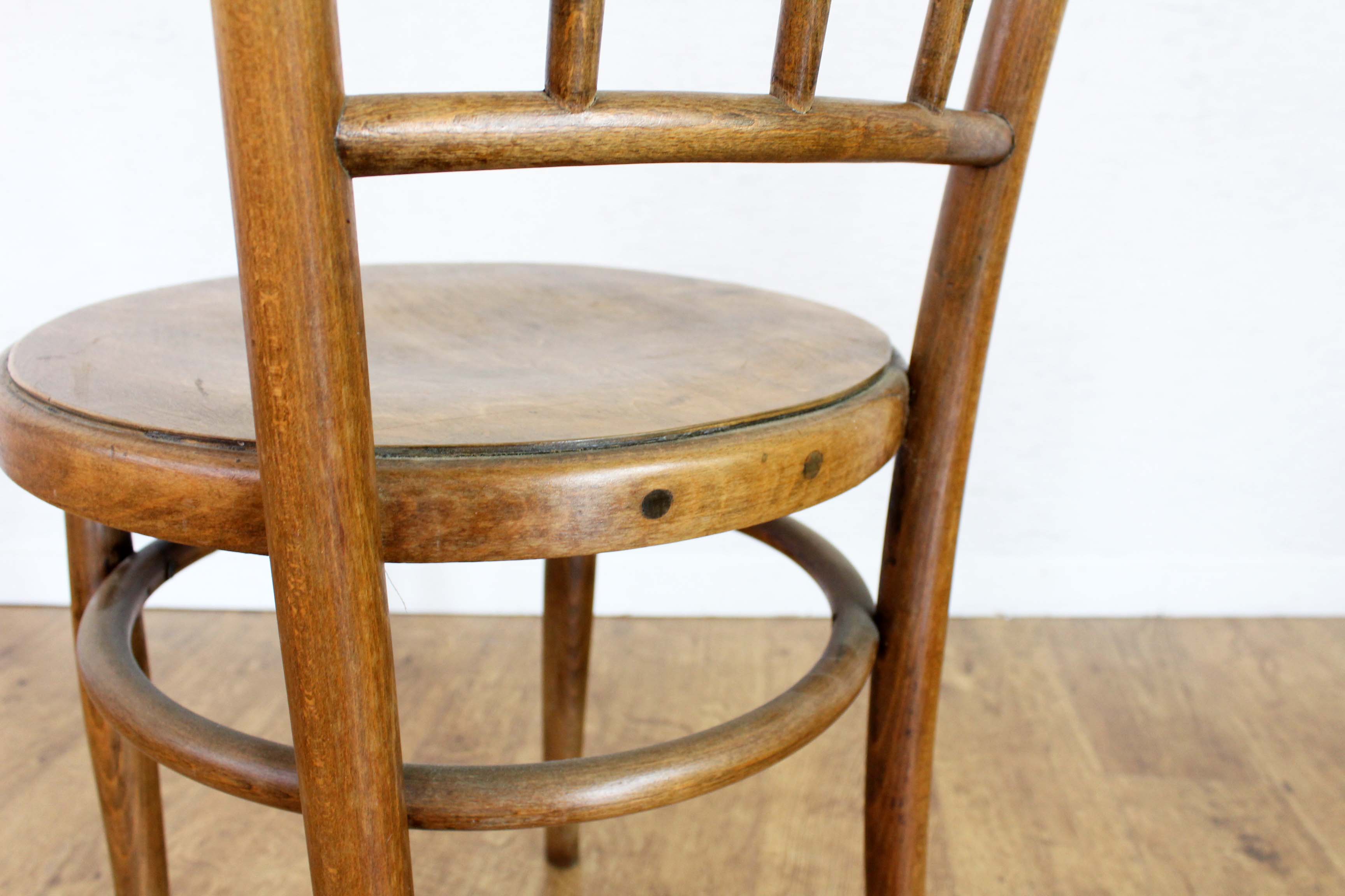Belle chaise de bistrot fFschel