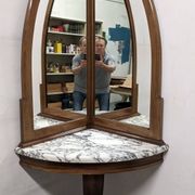 Console d'angle et son miroir Art déco en noyer, France vers 1920