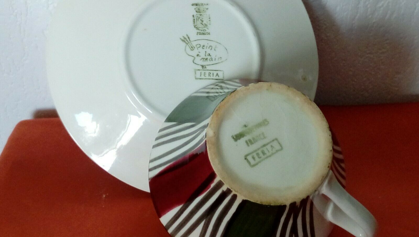 Tasse à thé en faïence de Sarreguemines modèle feria