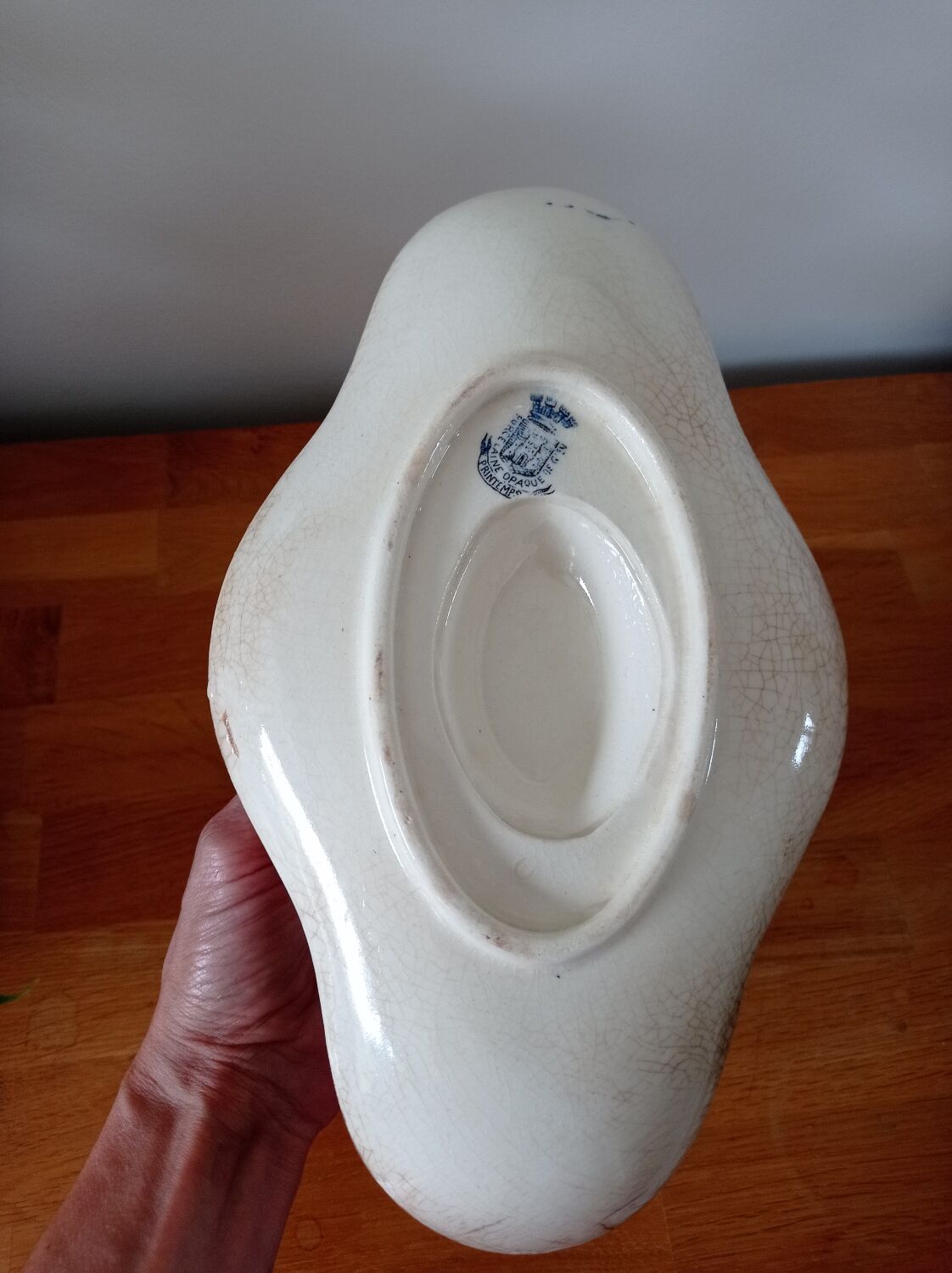 Opaque porcelain saucière from Gien