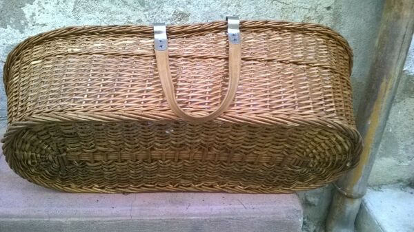 Couffin en osier vintage