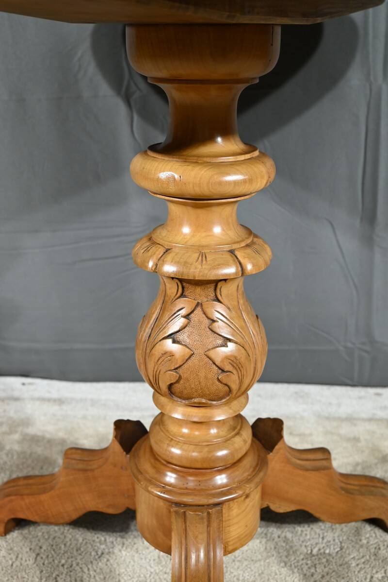 Cherry wood pedestal table, Louis Philippe period – 2nd part 19th century