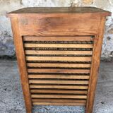 Oak craft cabinet has 13 drawers circa 40's / 50's