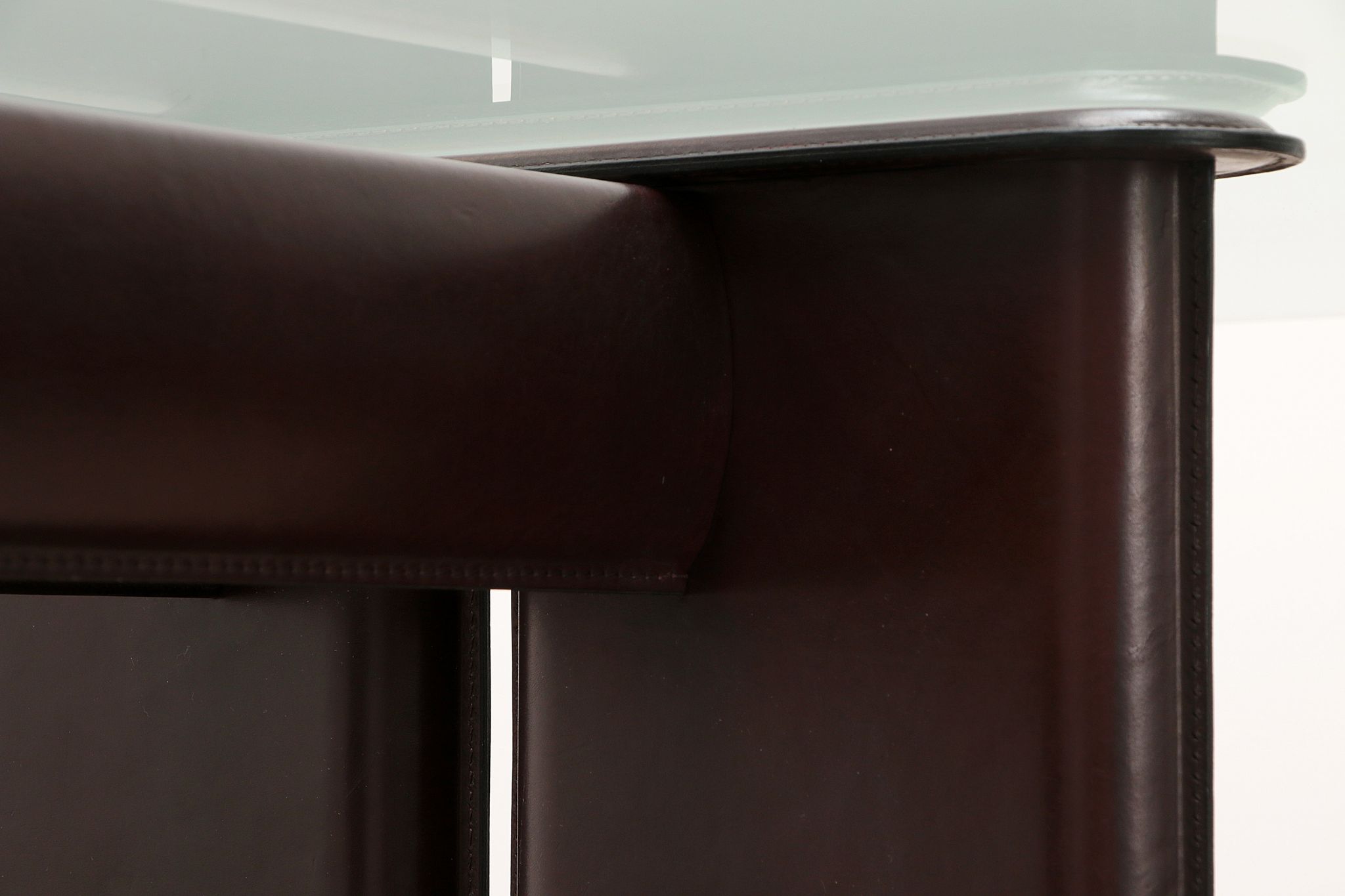 Tito Agnoli for Matteo Grassi leather dining table and six chairs
