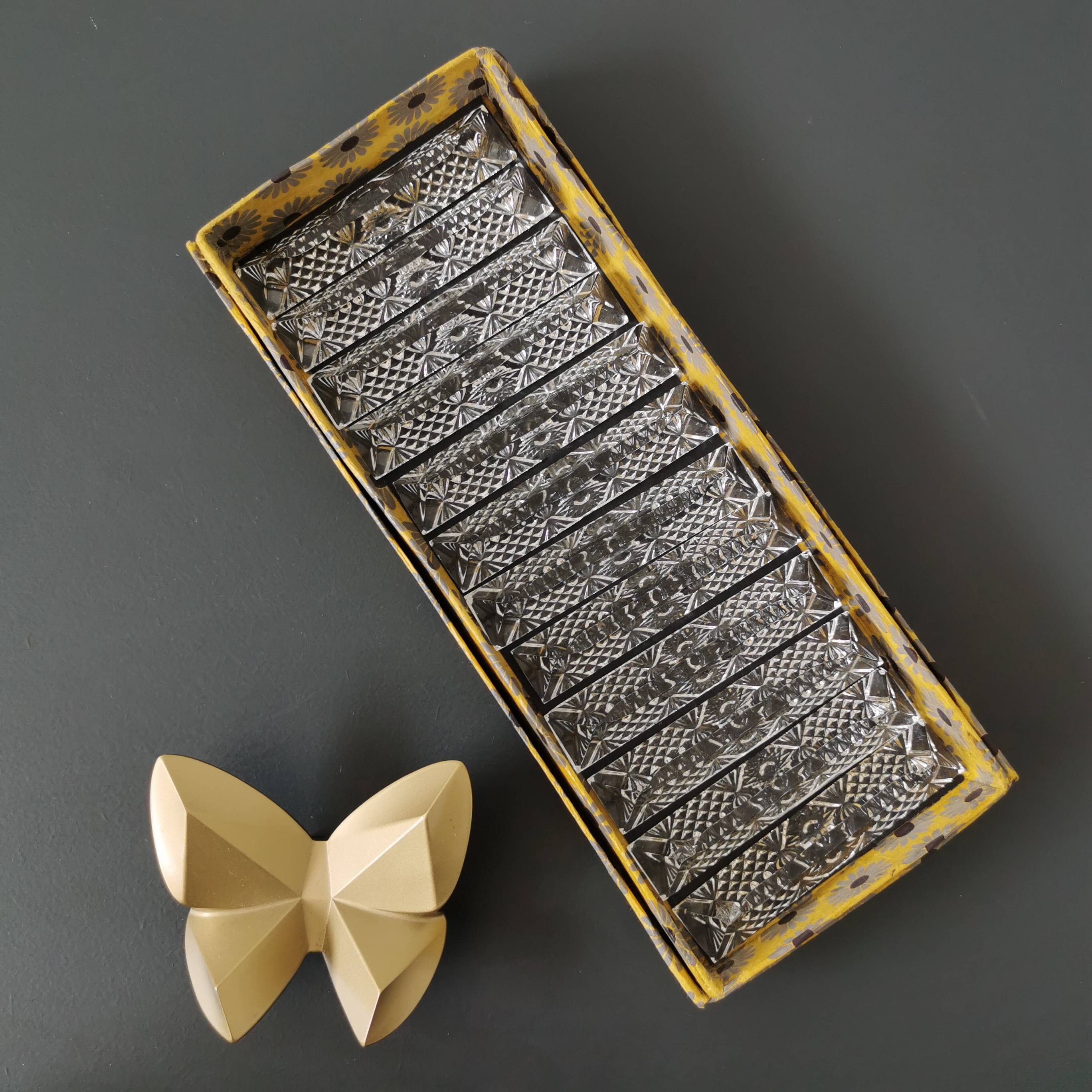 Set of 10 knife holders