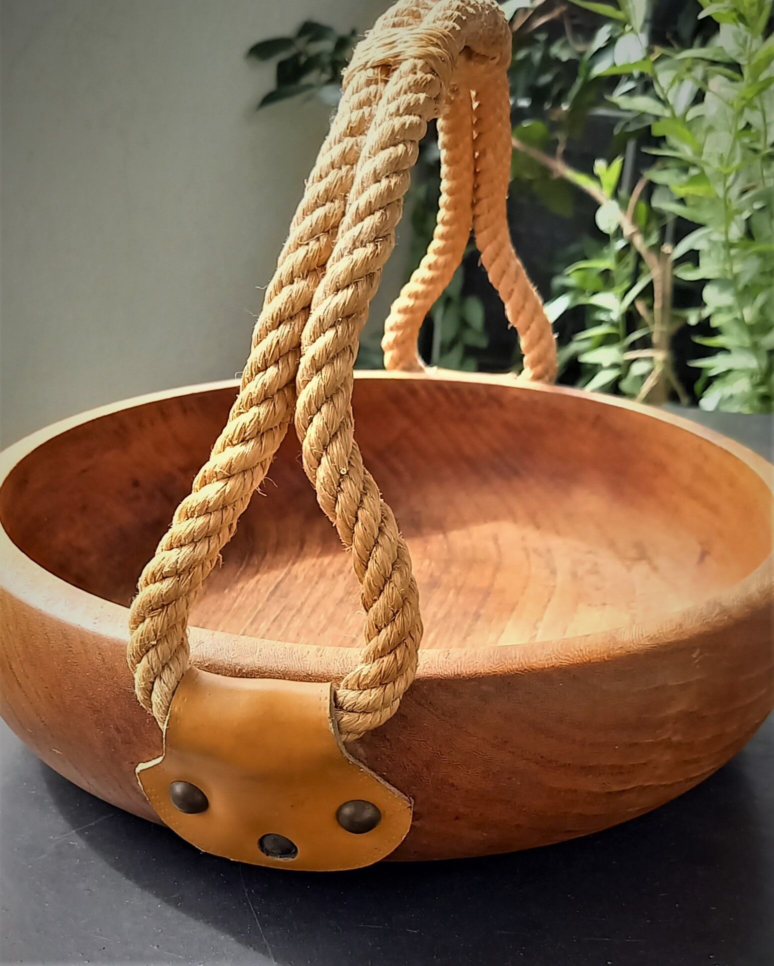 VINTAGE DESIGN WOODEN COUPE and ROPE attributed to Adrien Audoux