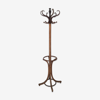 Parrot coat rack from the 1900s period