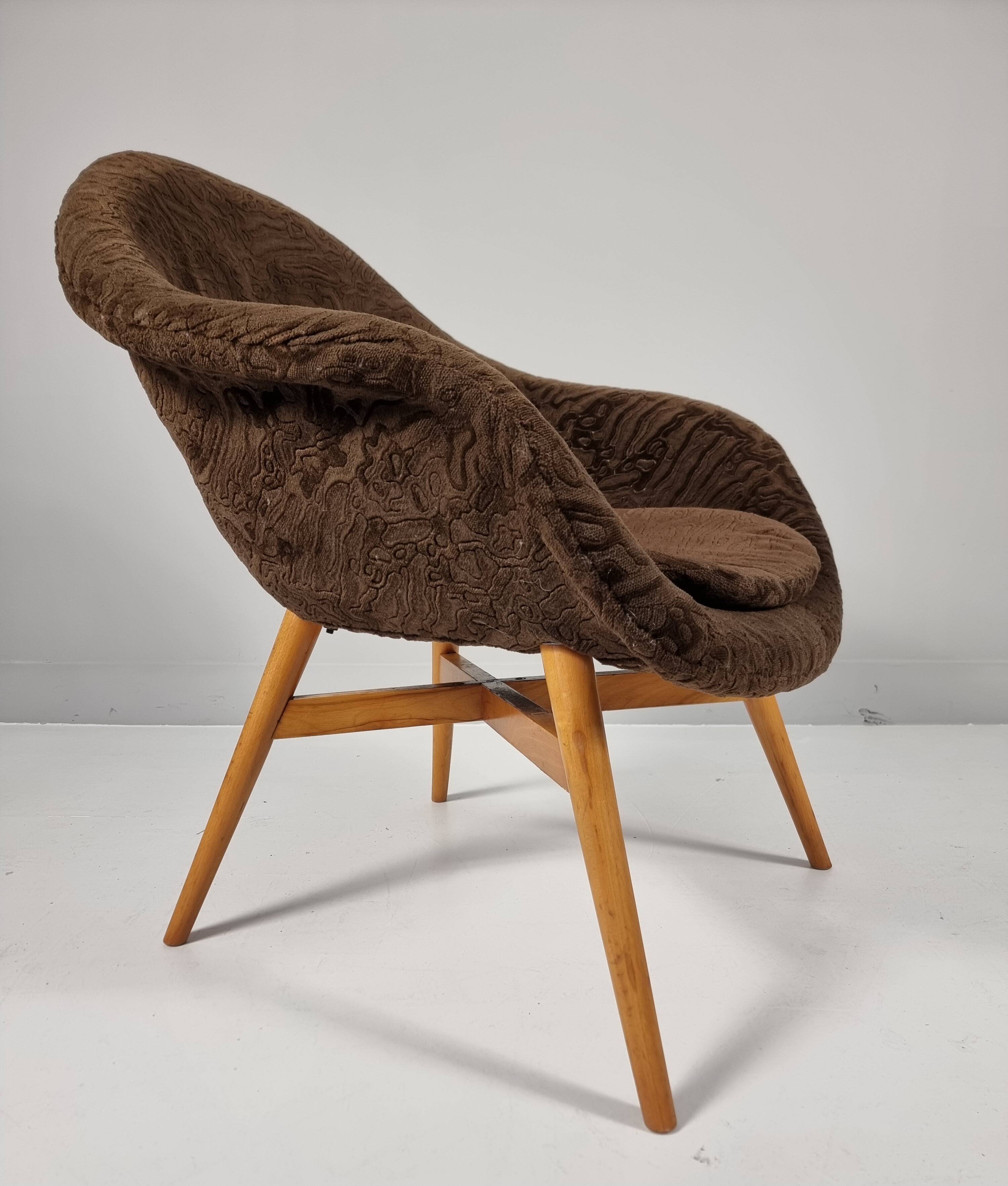 Shell Armchair by Miroslav Navratil, 1960s
