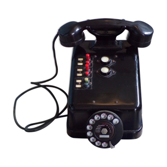 Téléphone de standard vintage à cadran