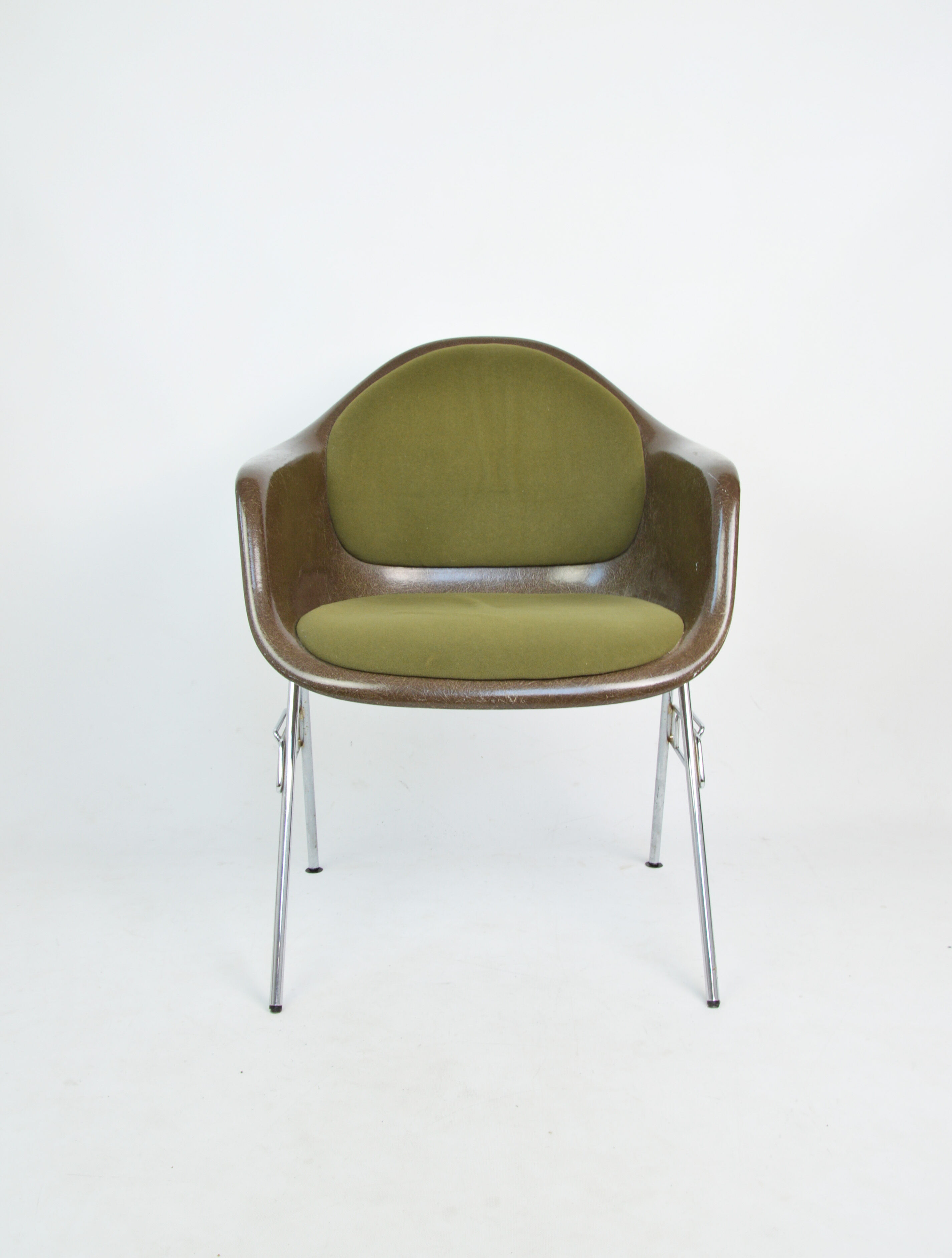 Chair designed by Charles & Ray Eames, Vitra, 1970