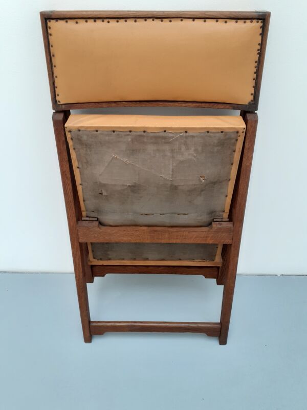 Chaise pliante Henri Meyer en skaï fauve, années 50