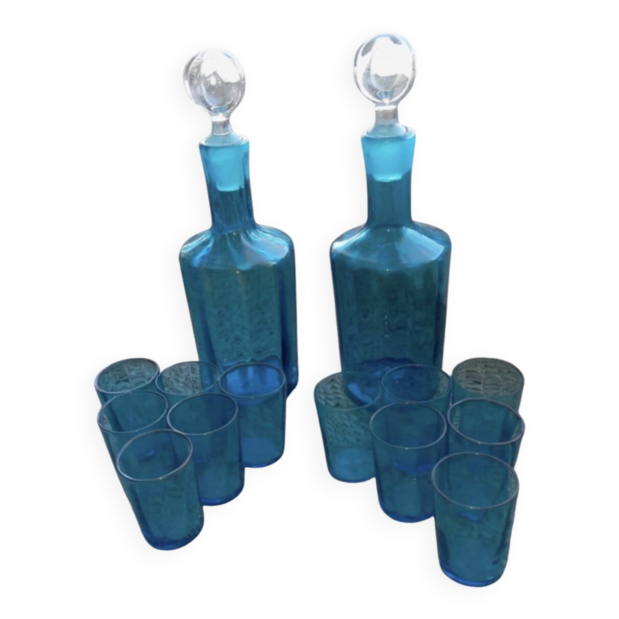 Blue liqueur service with its stand