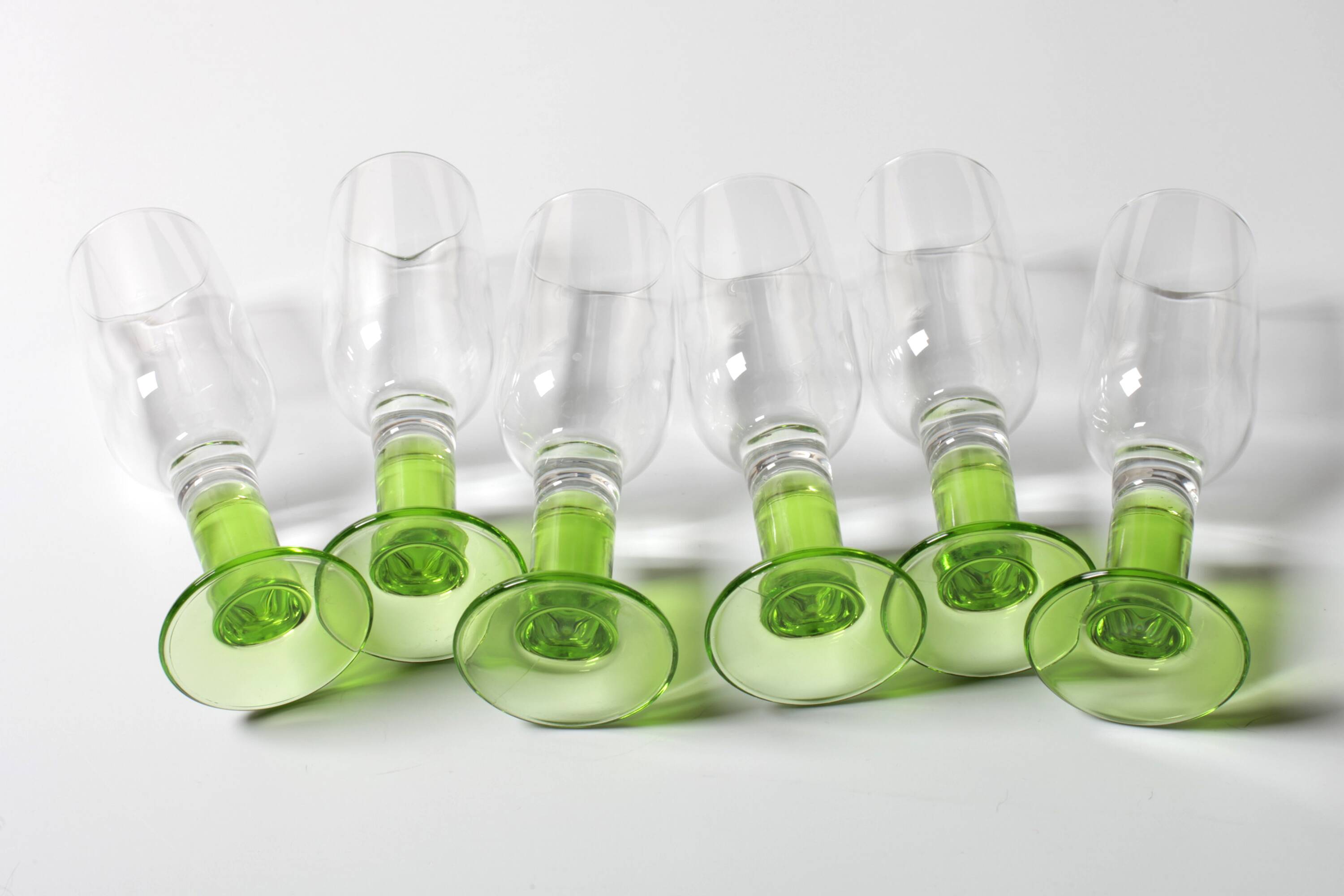 Set of 6 Limoncino Sherry Glasses / Green Sorbetto Stemware /Bormioli Rocco