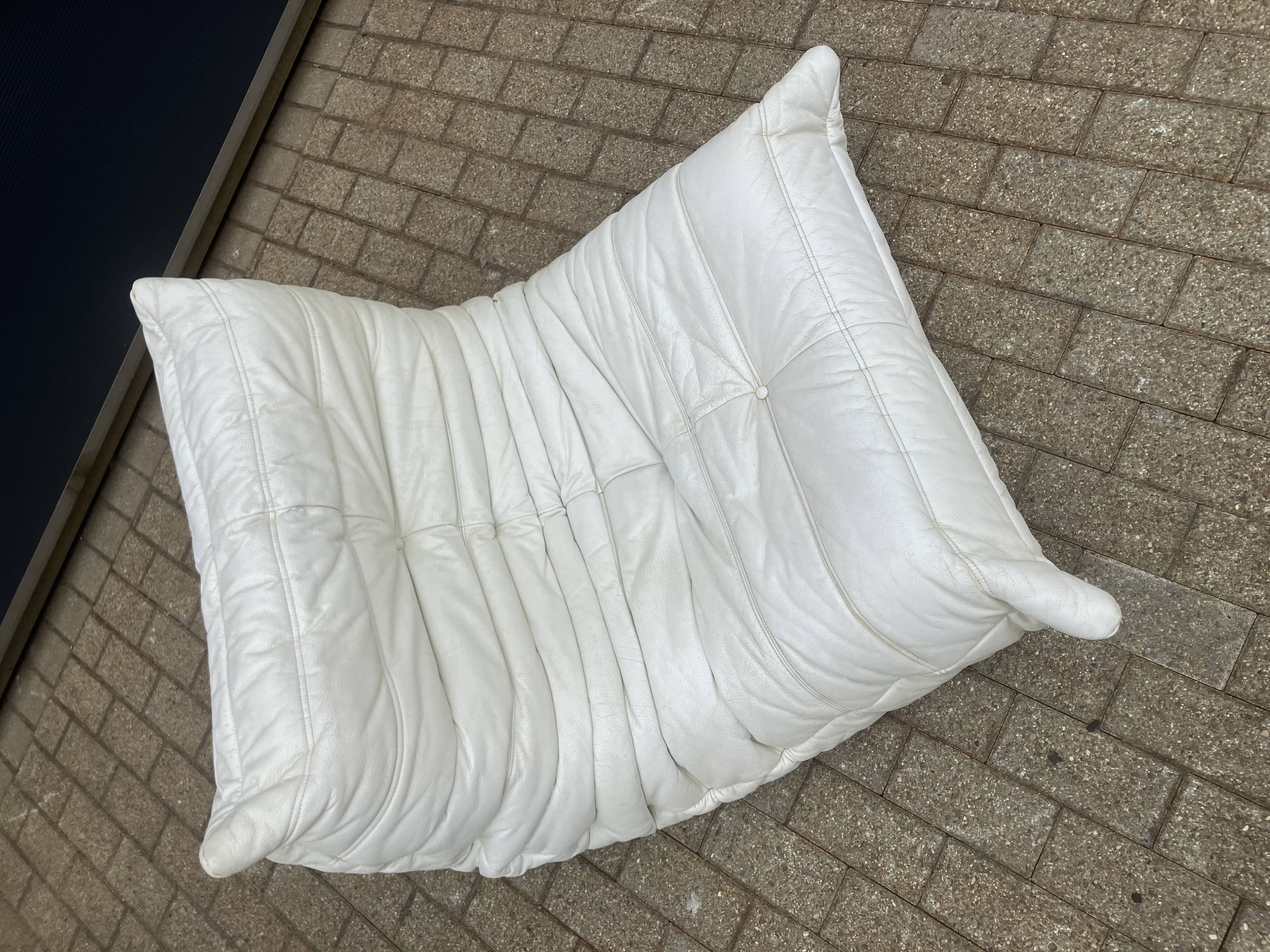 100% authentic Ligne Roset Togo 1-seater light beige leather '87