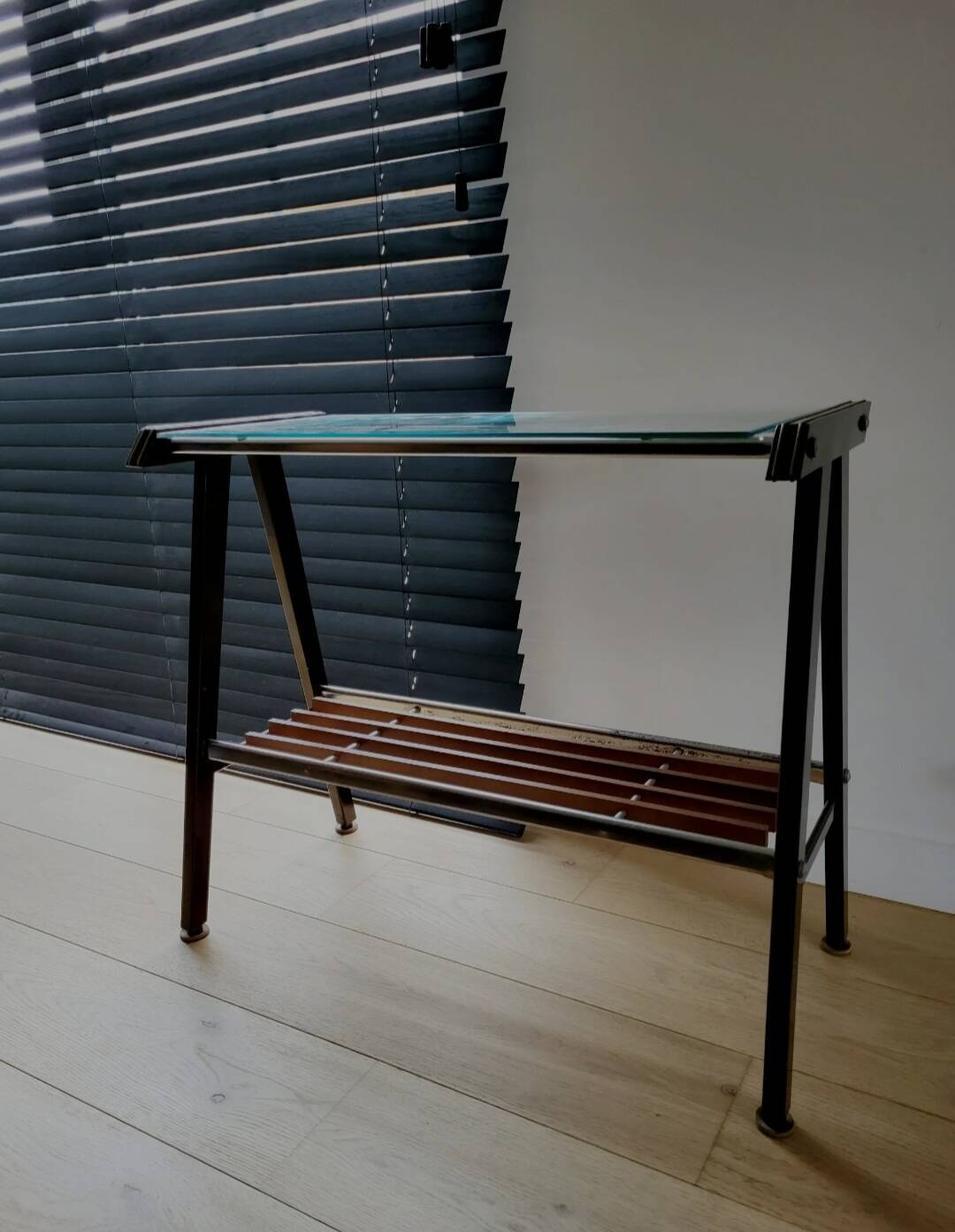 Bijzettafel vintage de plantentafel, vermoedelijk Zuenelli, jaren 1960