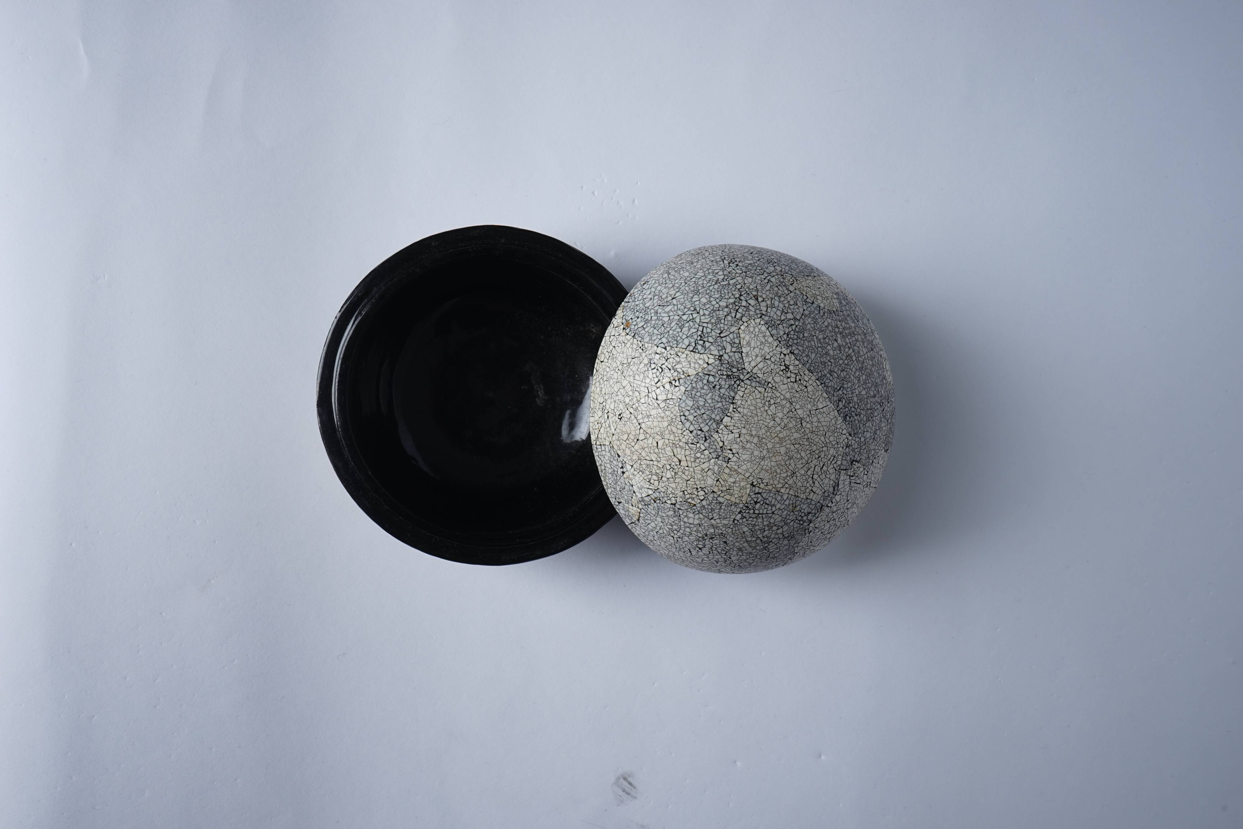 Japanese egg shell trinket bowl, lacquered wood interior