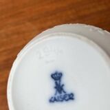 German white porcelain vase from the mid-century with bird motif by Kaiser, 1960s.