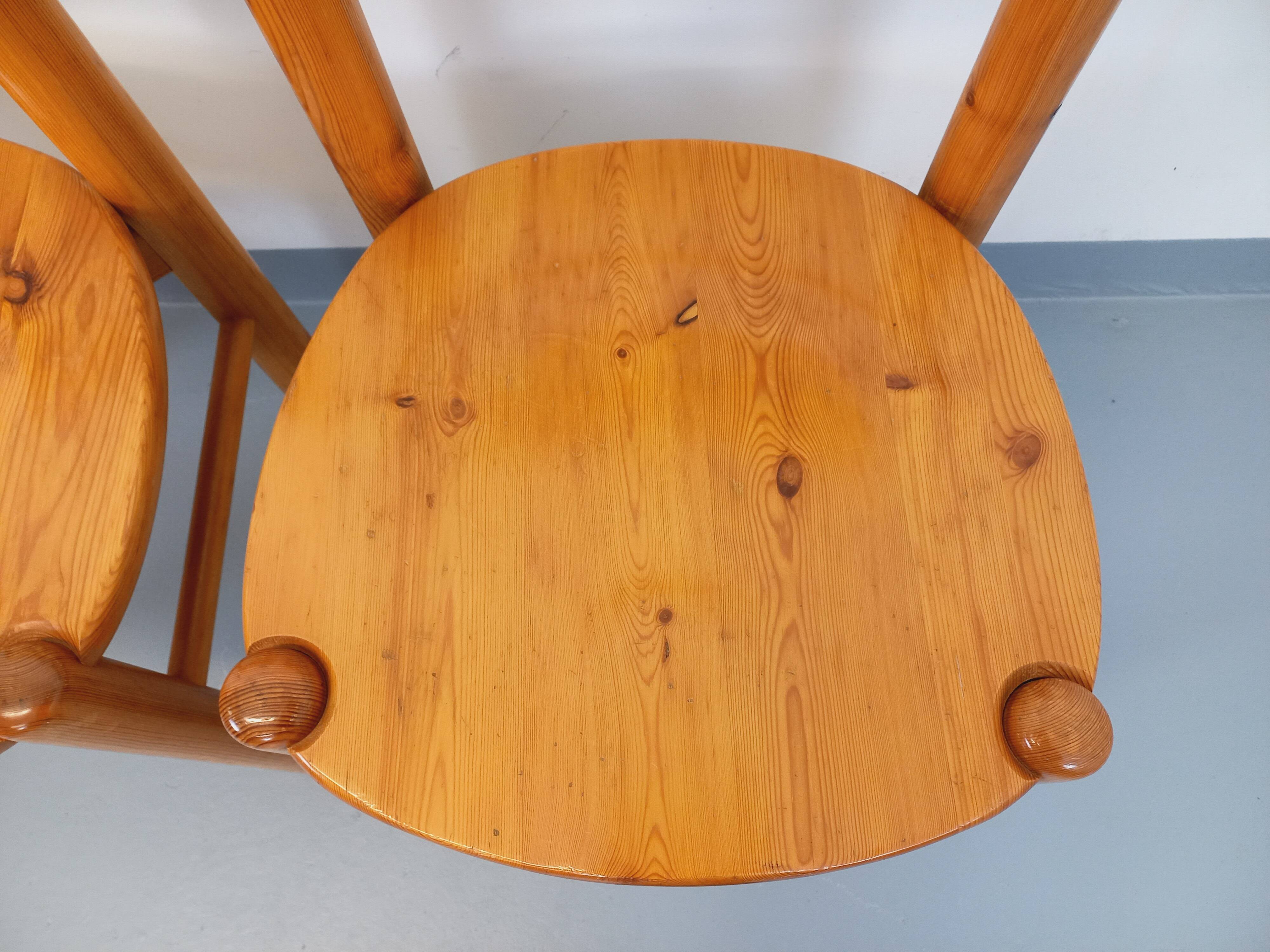 Set of 2 vintage Scandinavian chairs by Rainer Daumiller in pine from the 1960s.