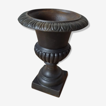 Medici vase in black patinated cast iron