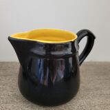 Old navy and yellow pitcher