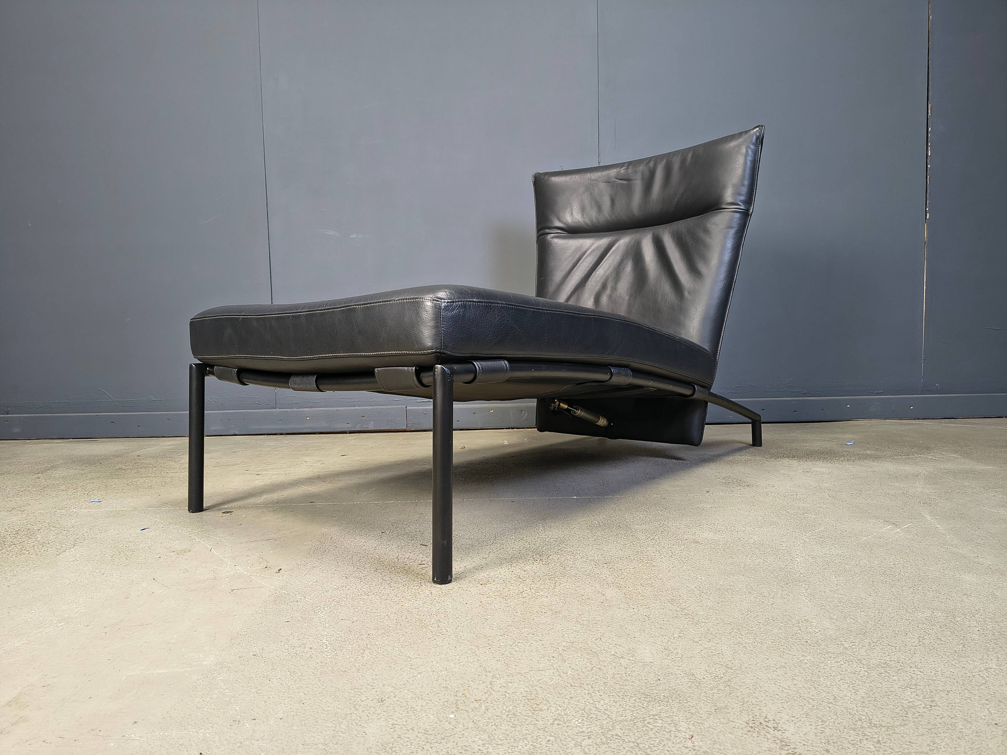 Vintage black leather chaise longue by Peter Mally for Cor, 1990s