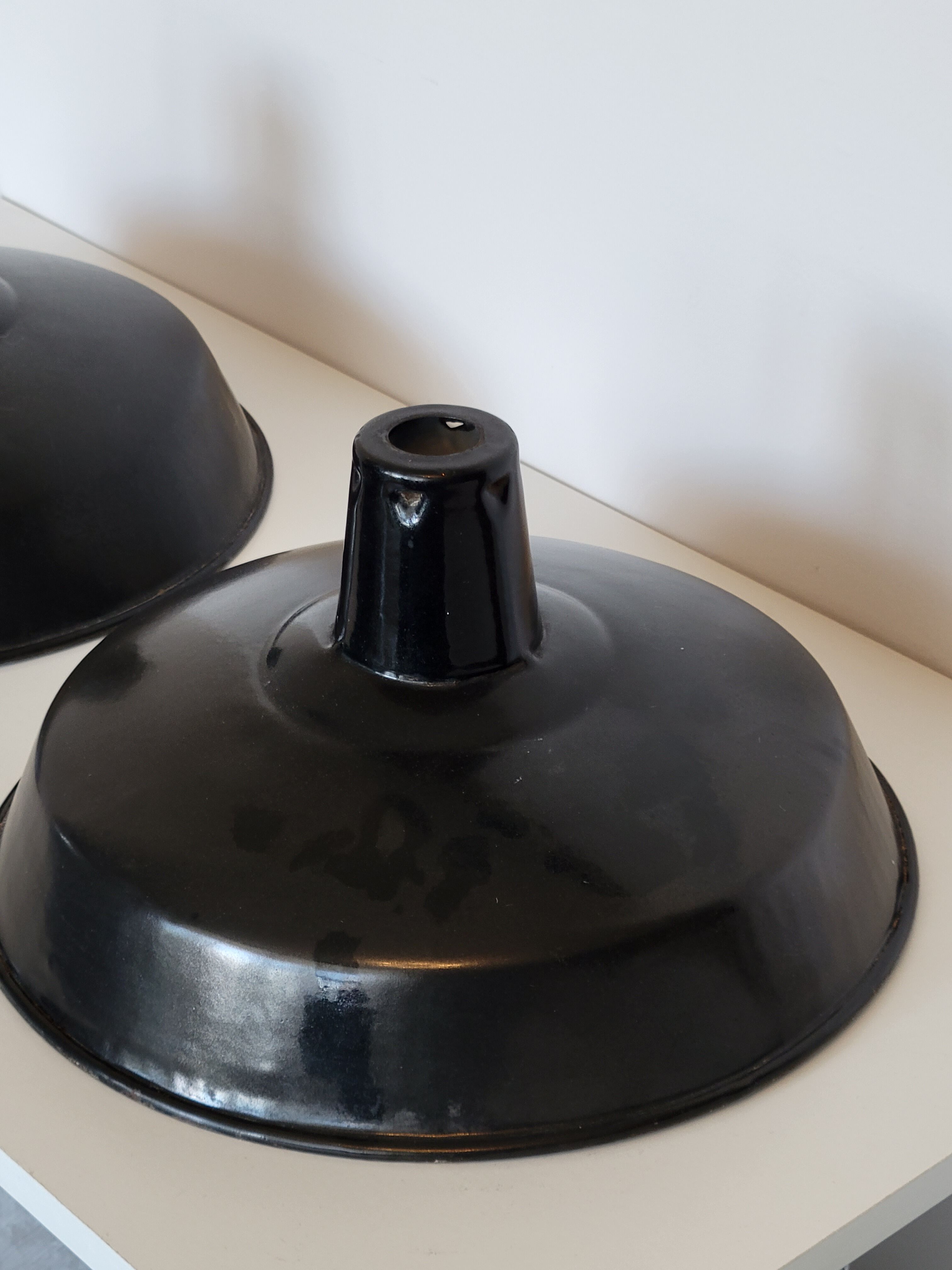 Pair of suspensions industrial lamp workshop lampshade in black enamelled metal