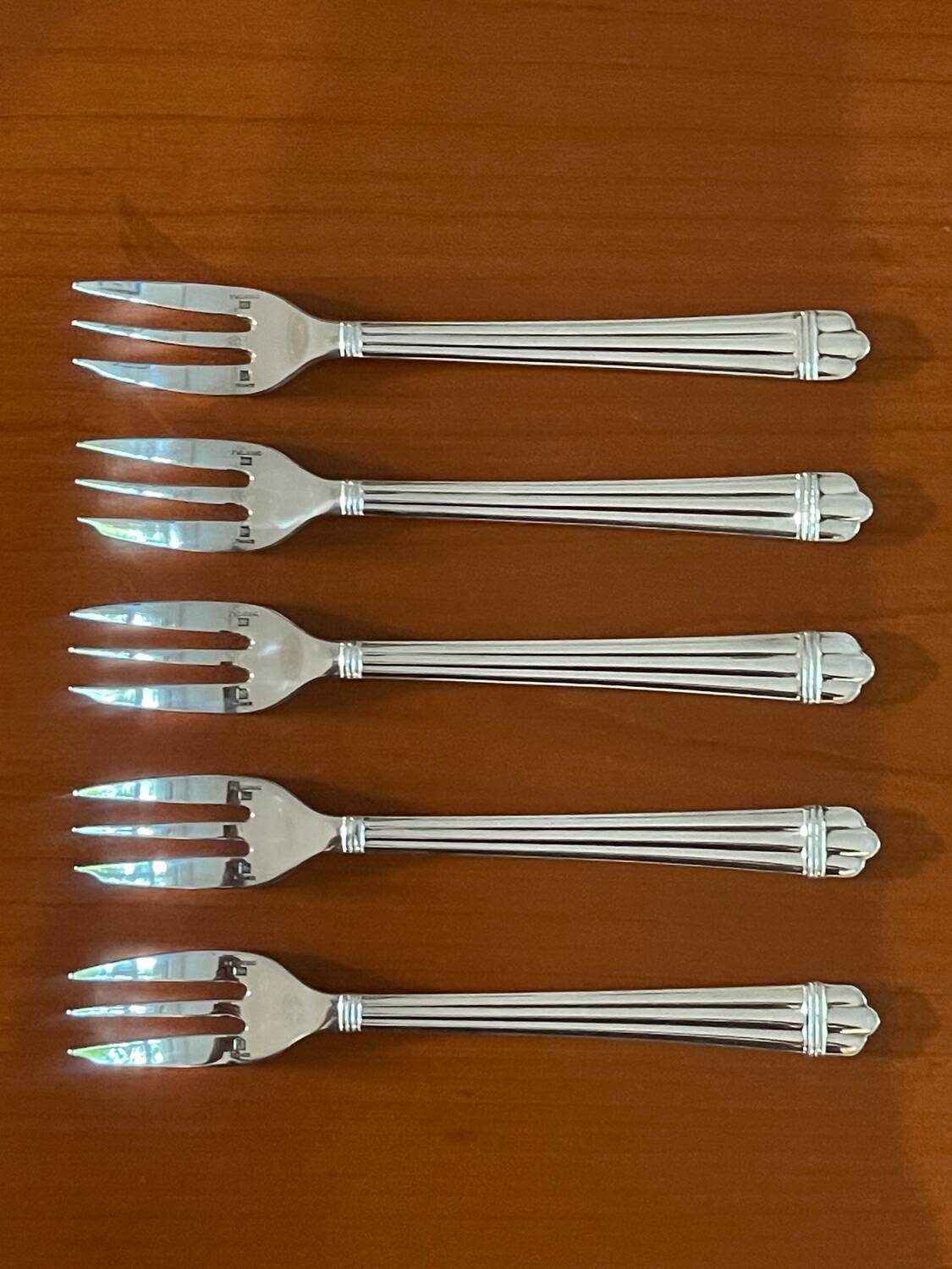Christofle aria 5 cake forks, dessert very good condition