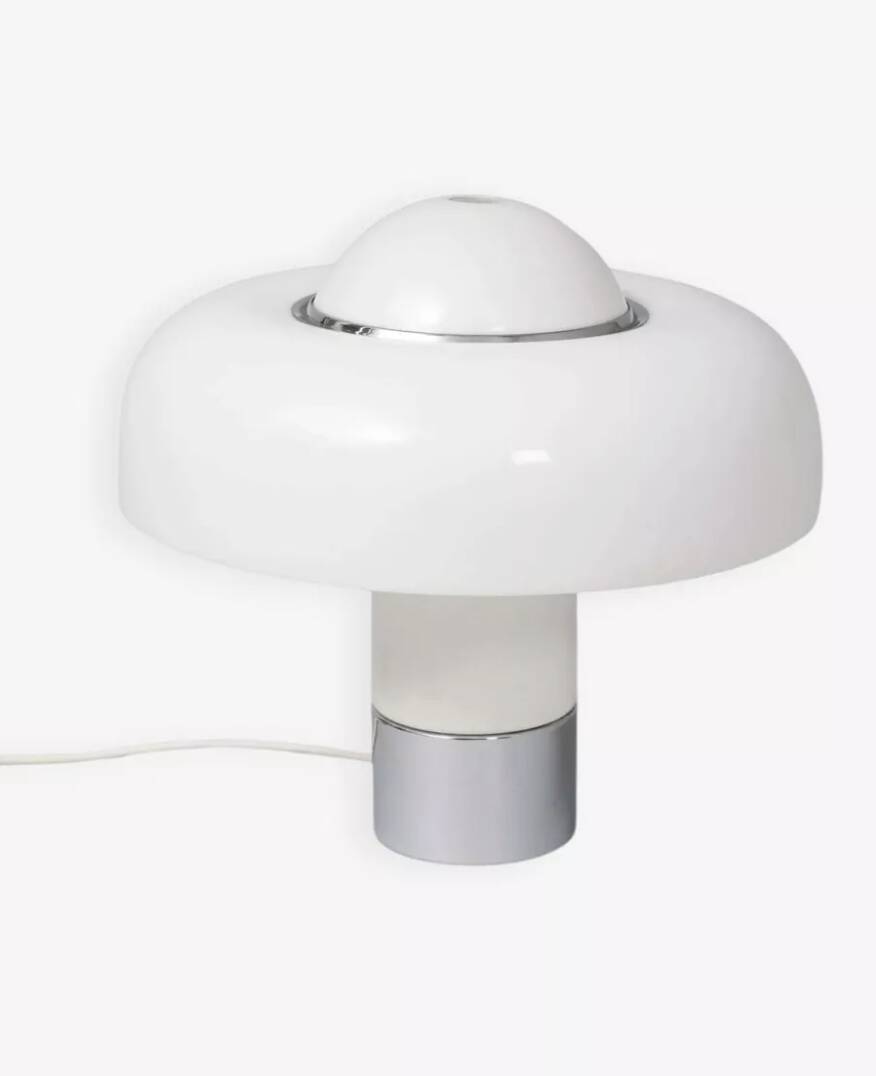 Brumbury table lamp in chrome and white by Luigi Massoni for Guzzini 1970