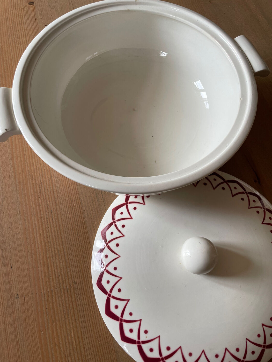 Digoin Sarreguemines model "Bourboule" tureen