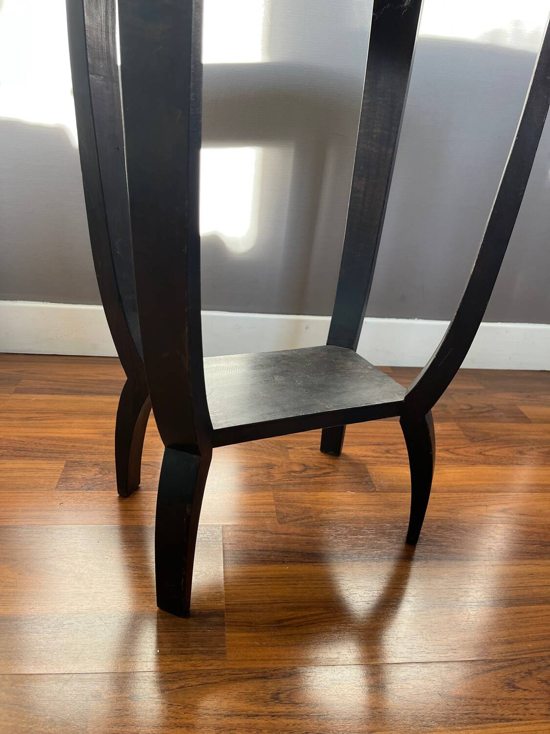 Wooden nesting table