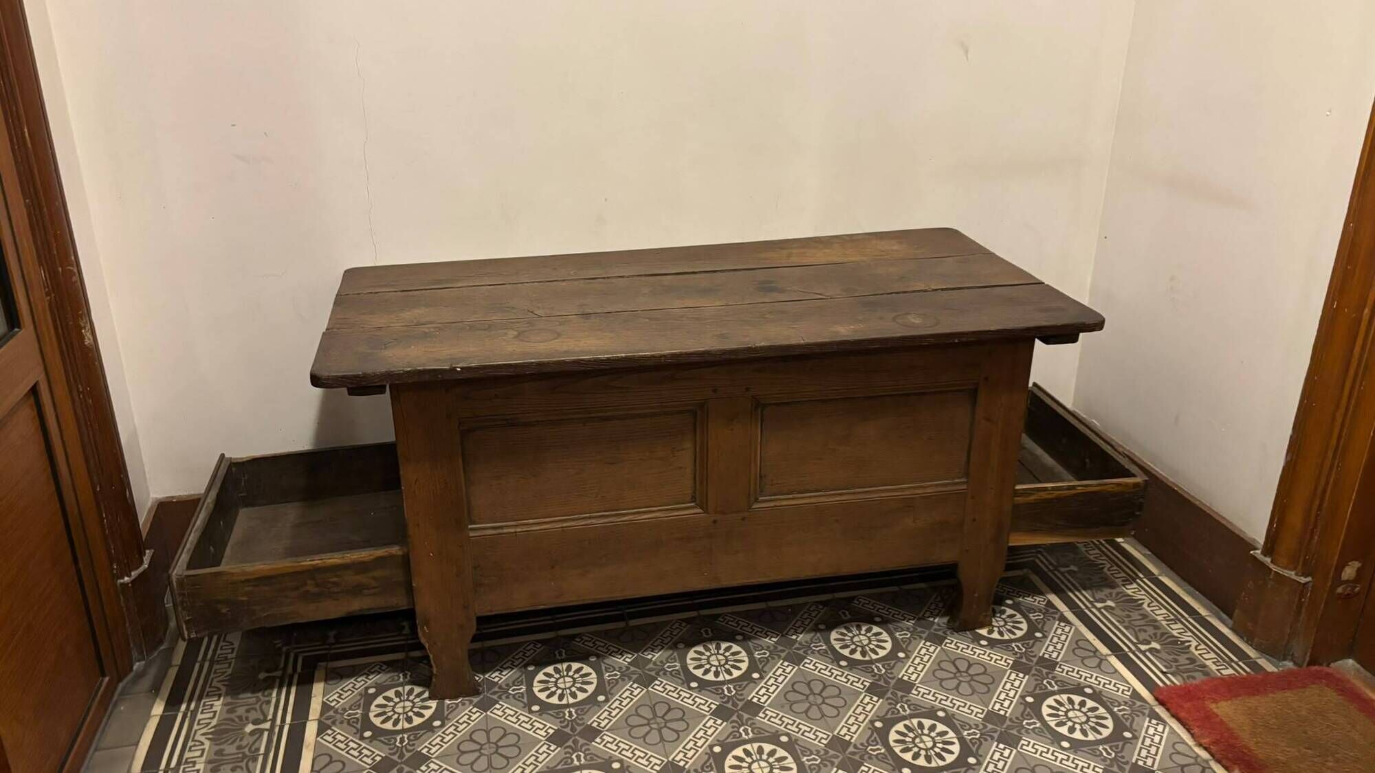 Old XIX solid dark wood dresser