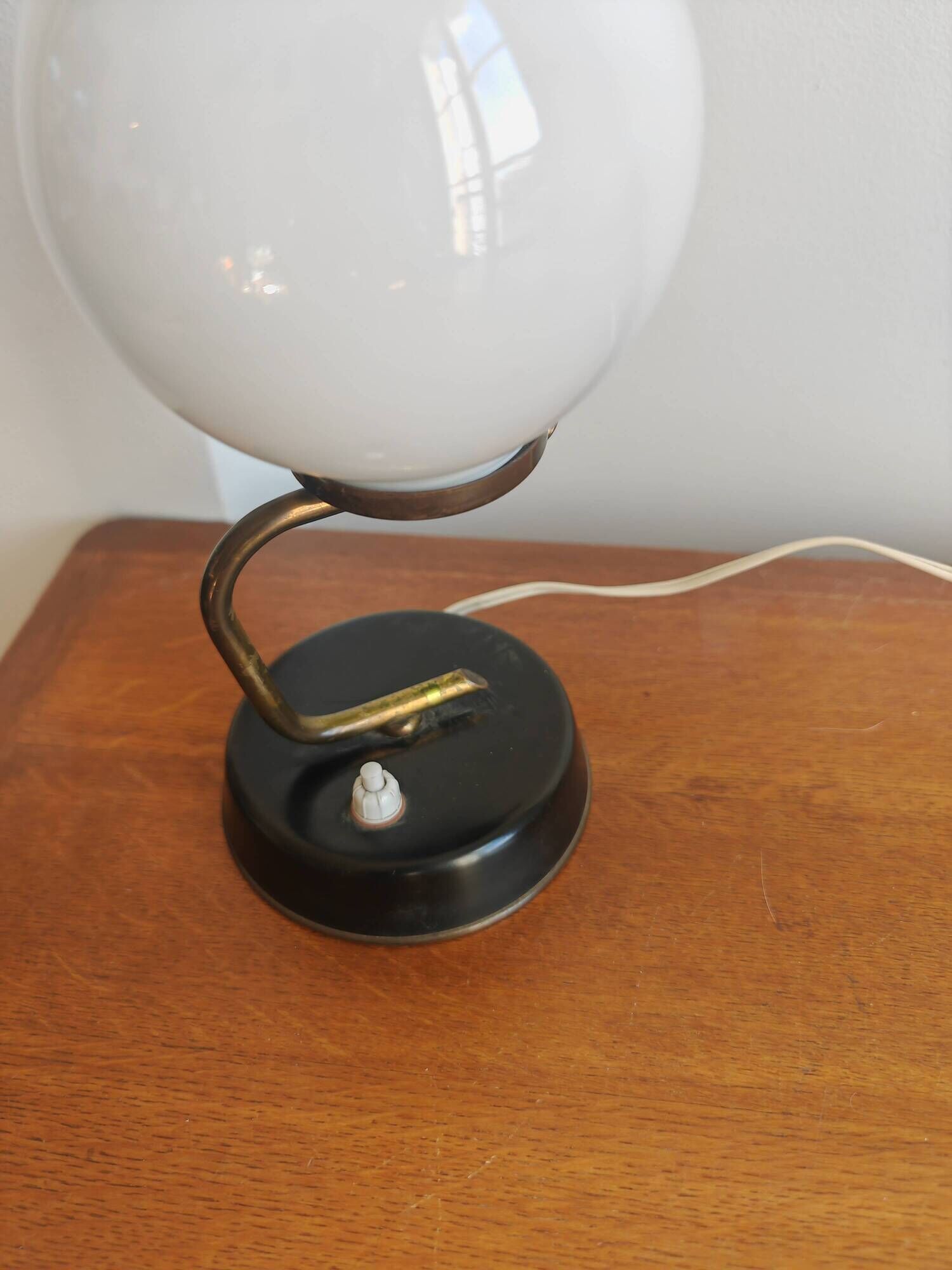 Vintage opaline globe lamp and brass – 1950s/60s