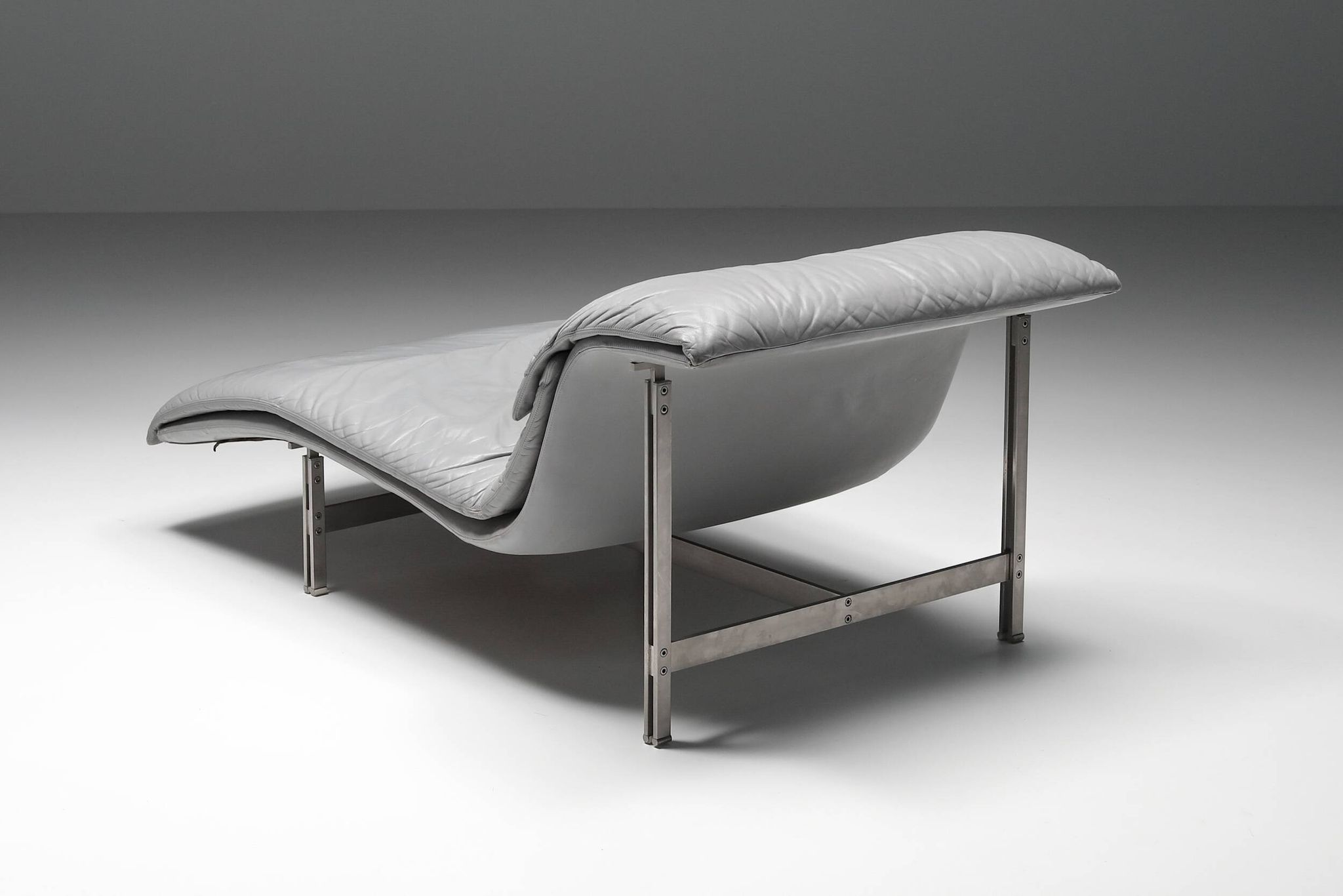 "Wave" Lounge Chair by Giovanni Offredi for Saporiti, Italy, 1974