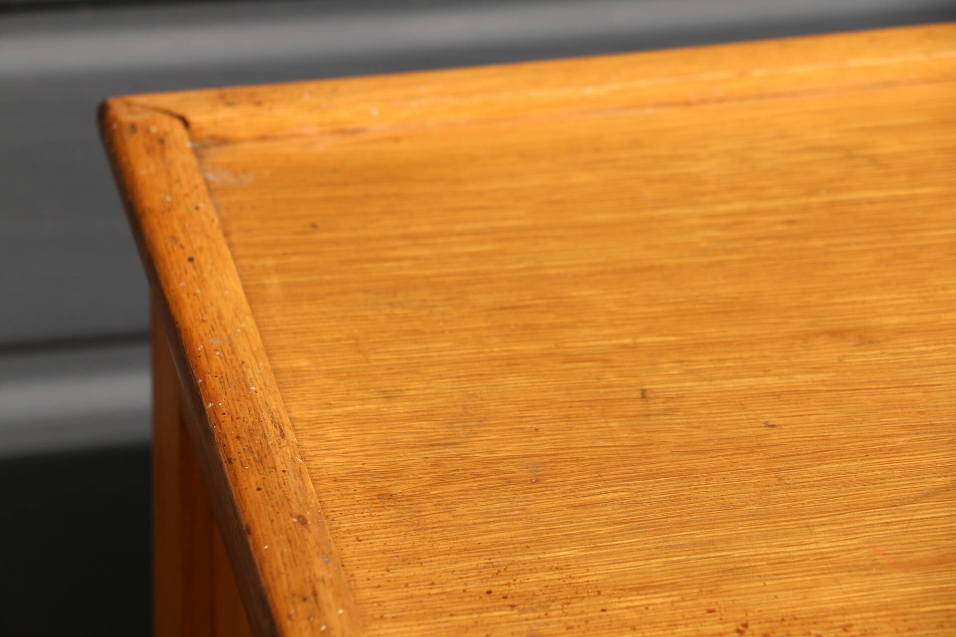 Chest of drawers with 4 drawers, light oak, 1960.