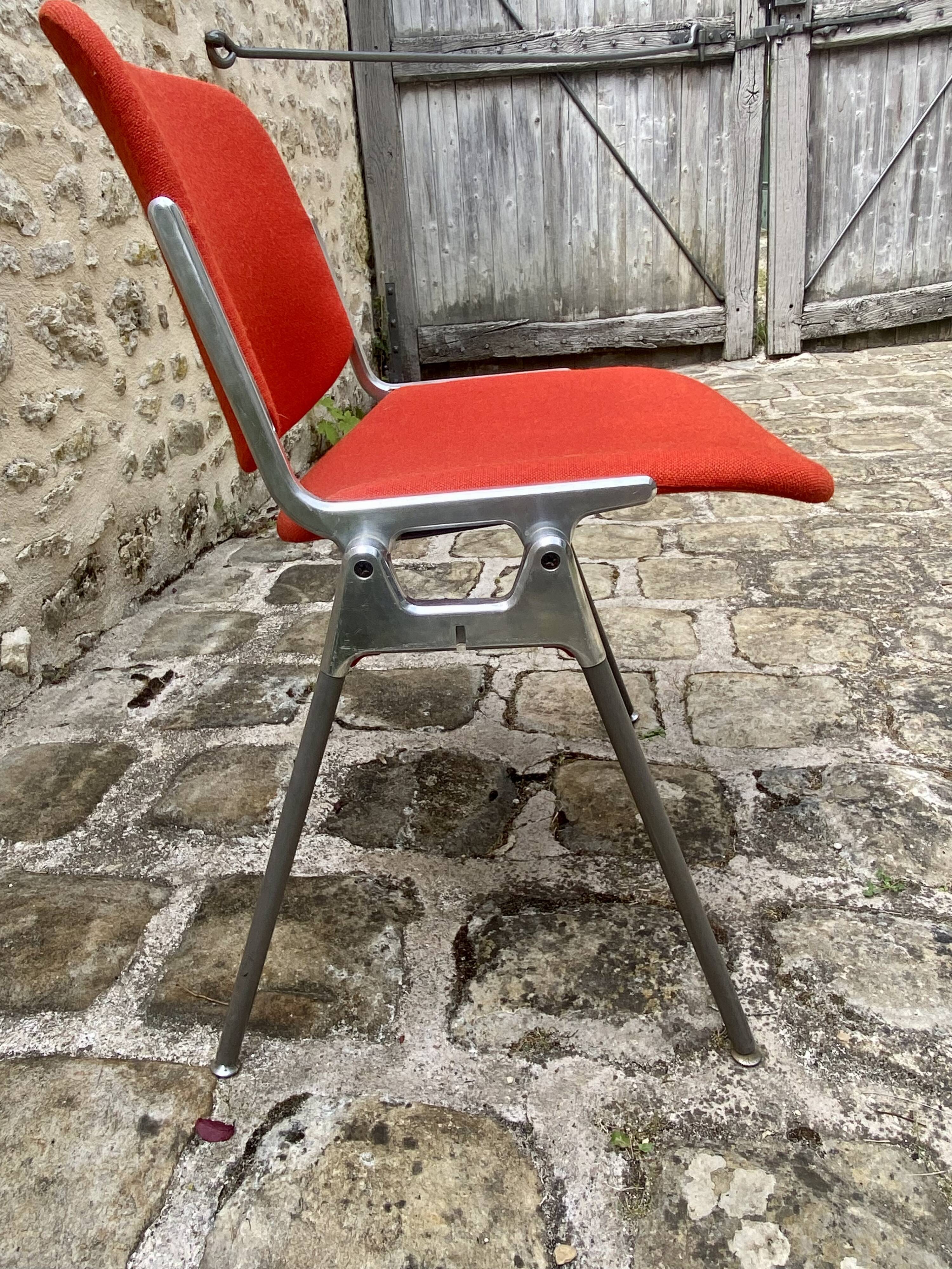 4 stackable chairs by Giancarlo Piretti DSC 106 for Anonima Castelli
