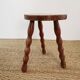 Tabouret tripode bois assise demi-lune