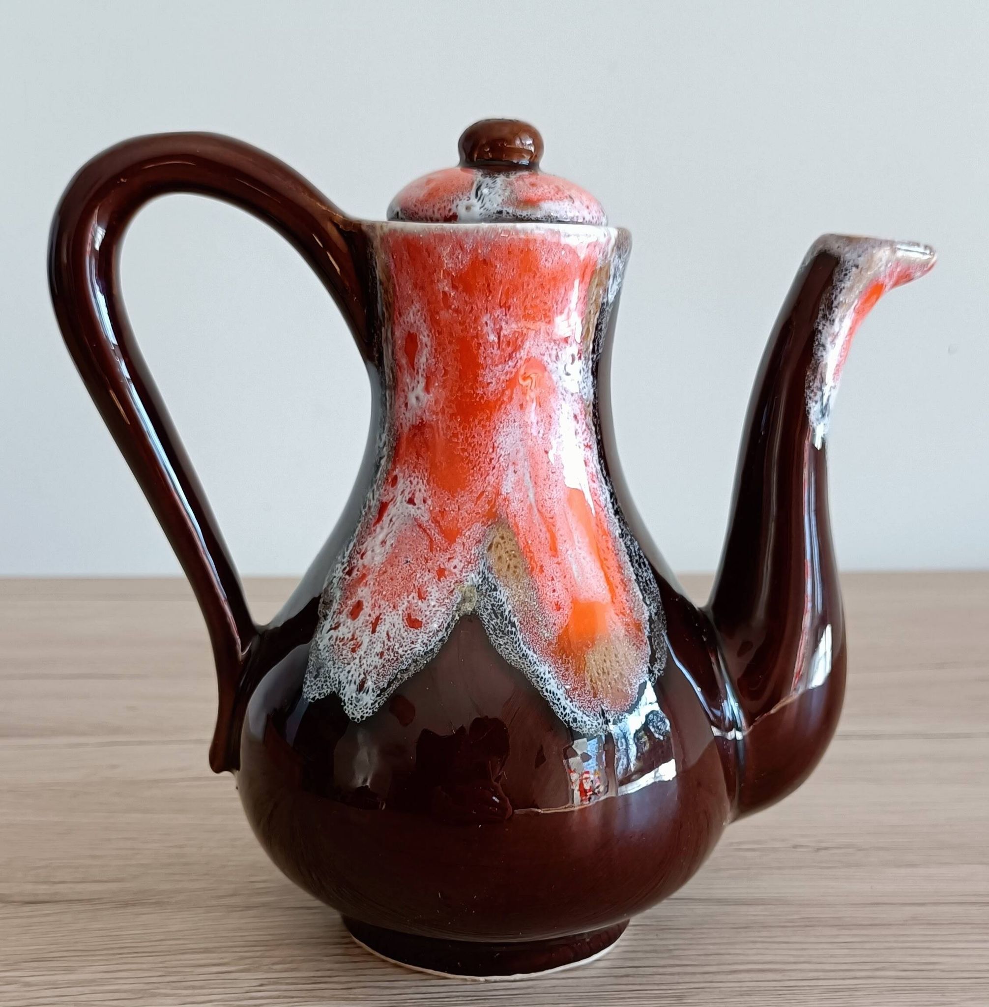 Vallauris earthenware teapot and coffee pot from the 70s