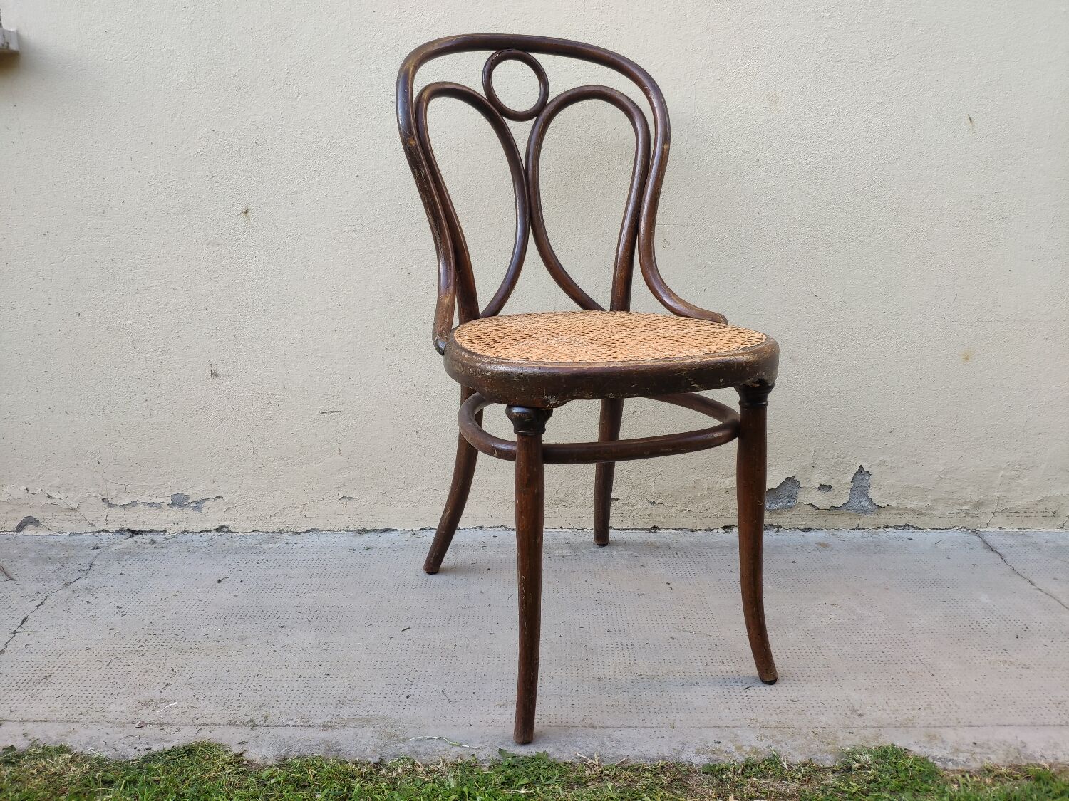 Pair of Thonet chairs nr 19/1 from 1888 ca