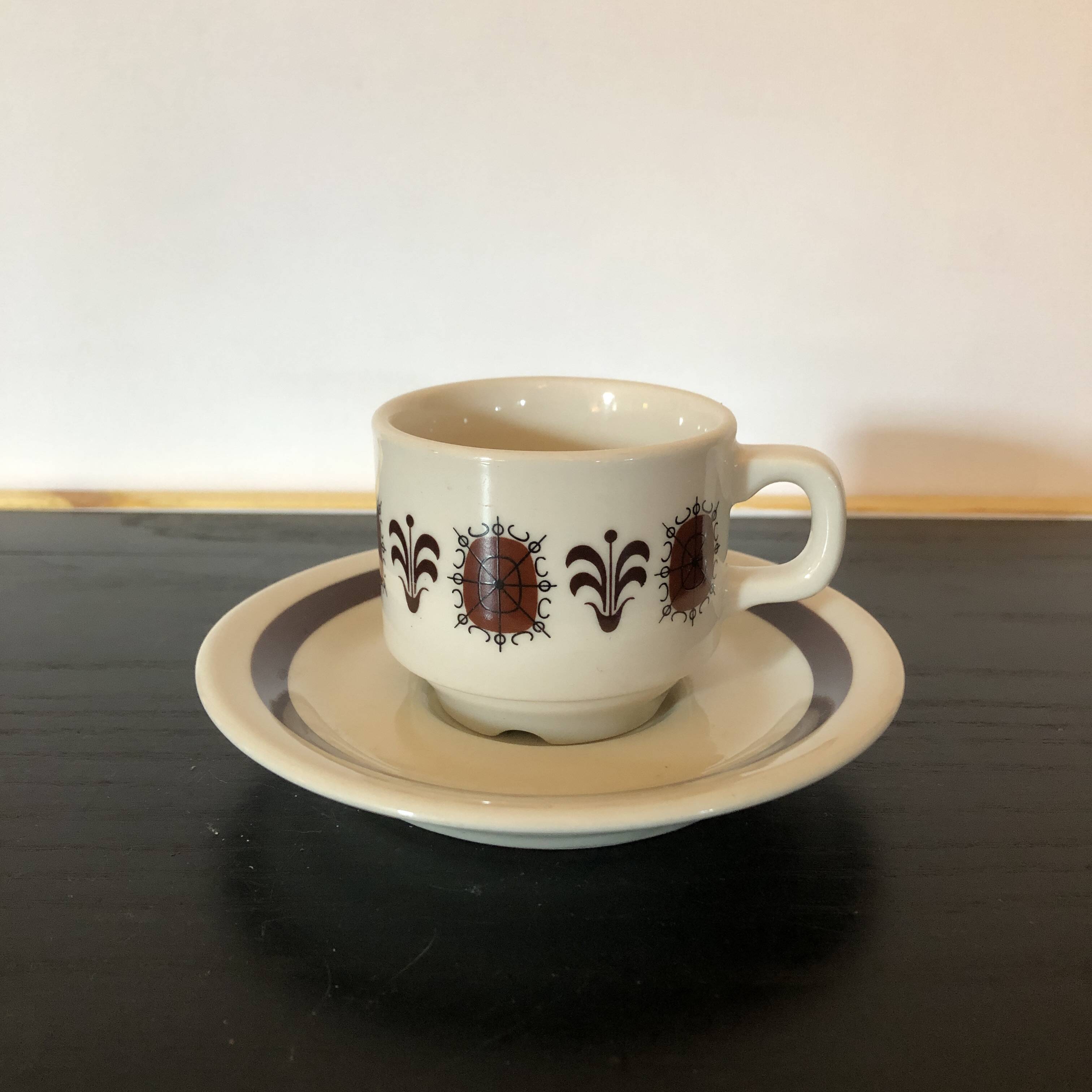 Vintage bistro cups