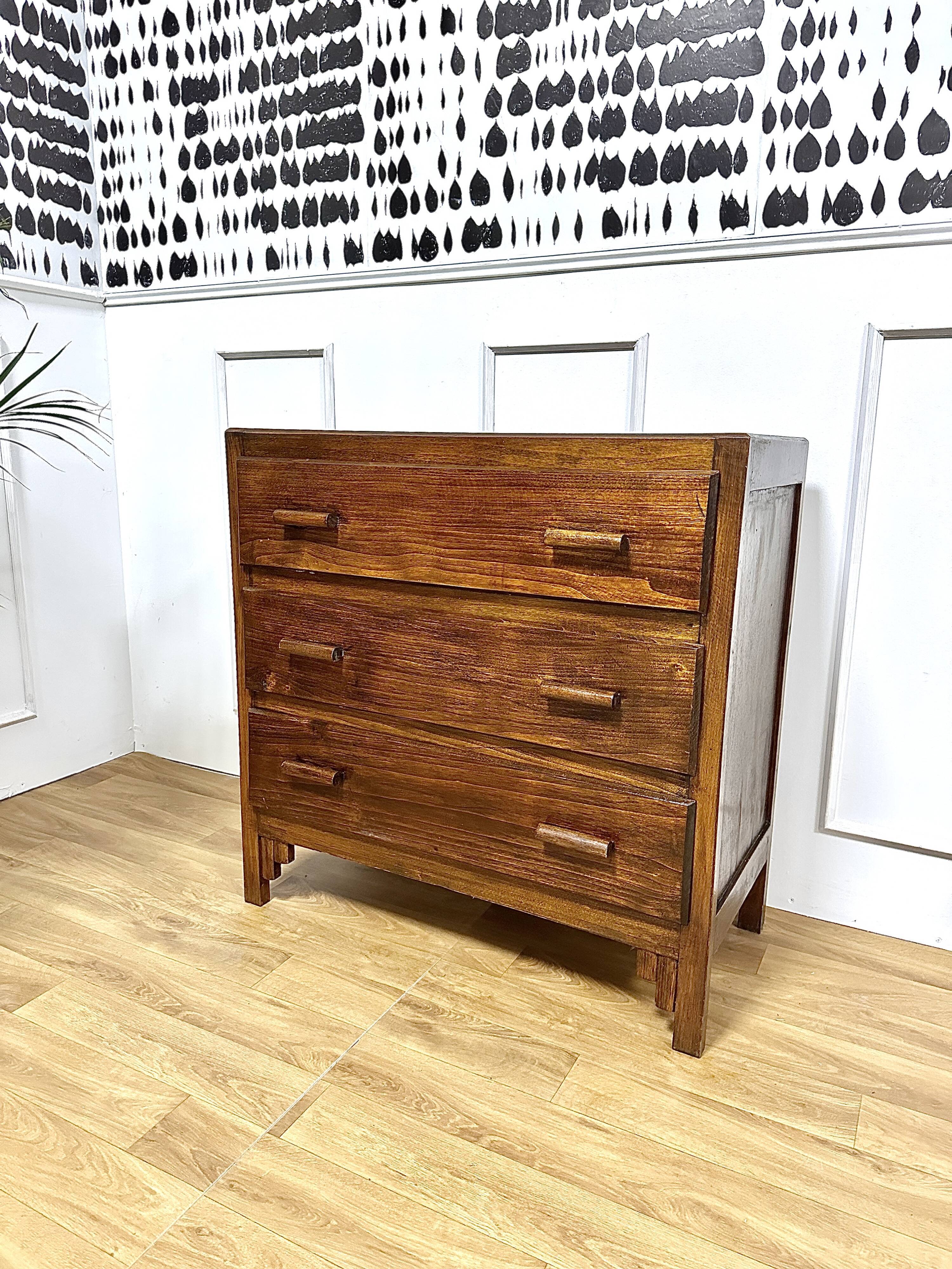 Commode vintage